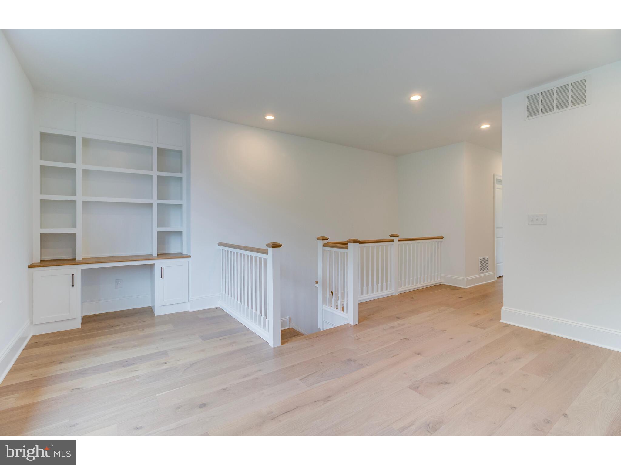 TIBURON - Residential