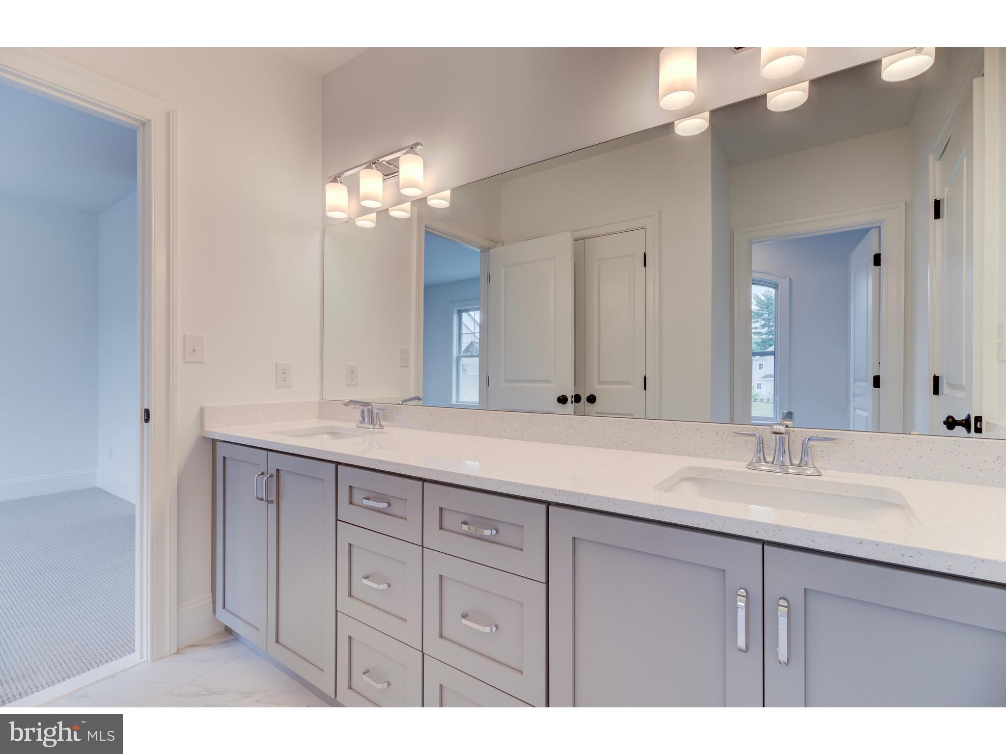 TIBURON - Residential