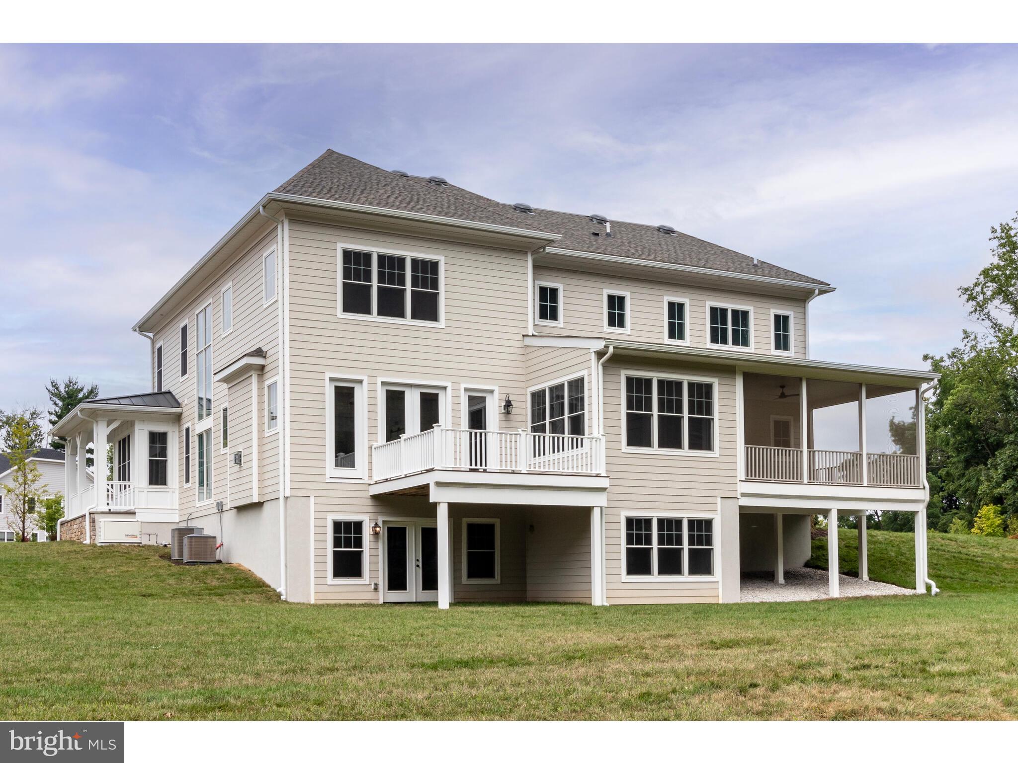 TIBURON - Residential