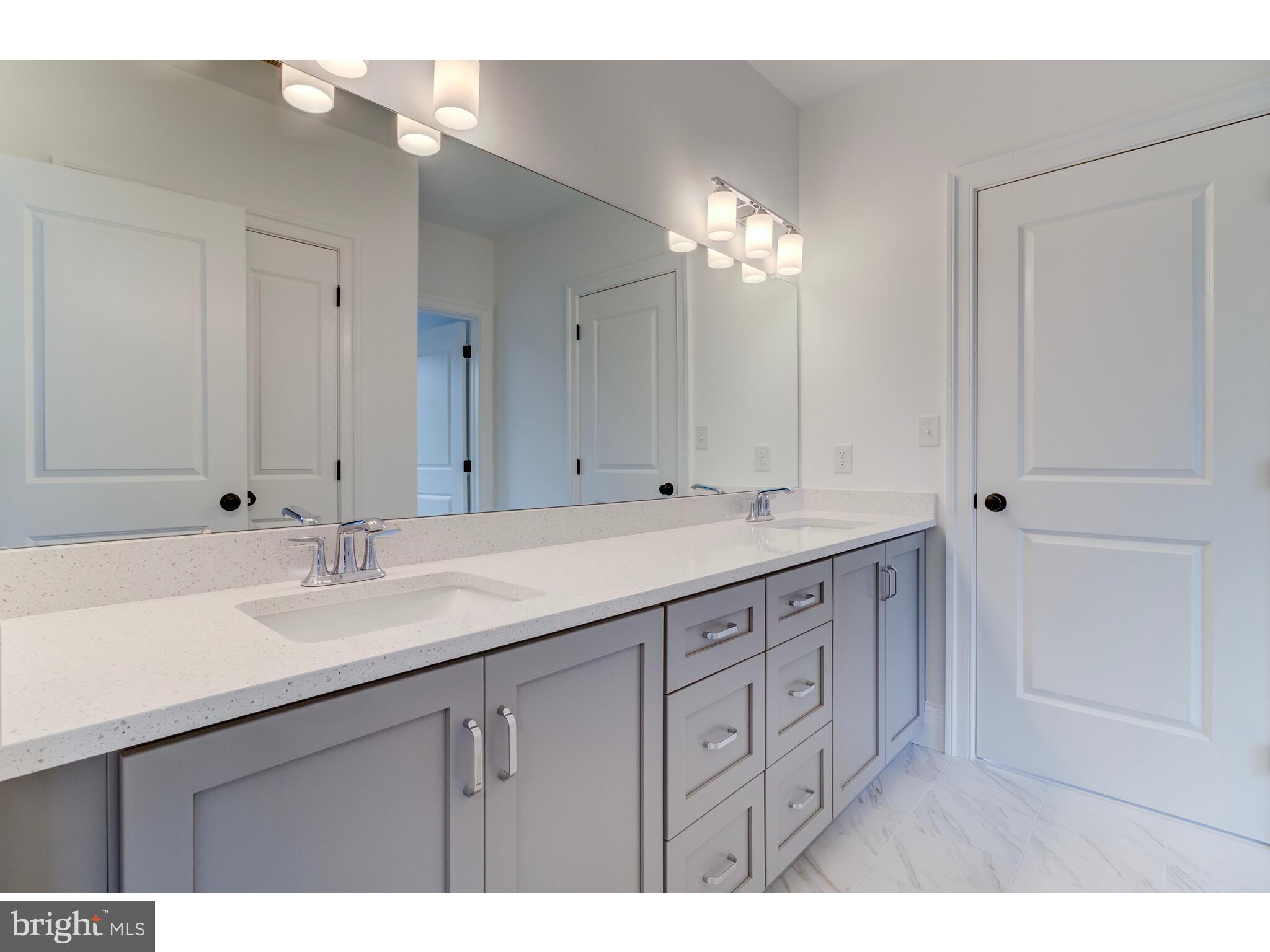 TIBURON - Residential