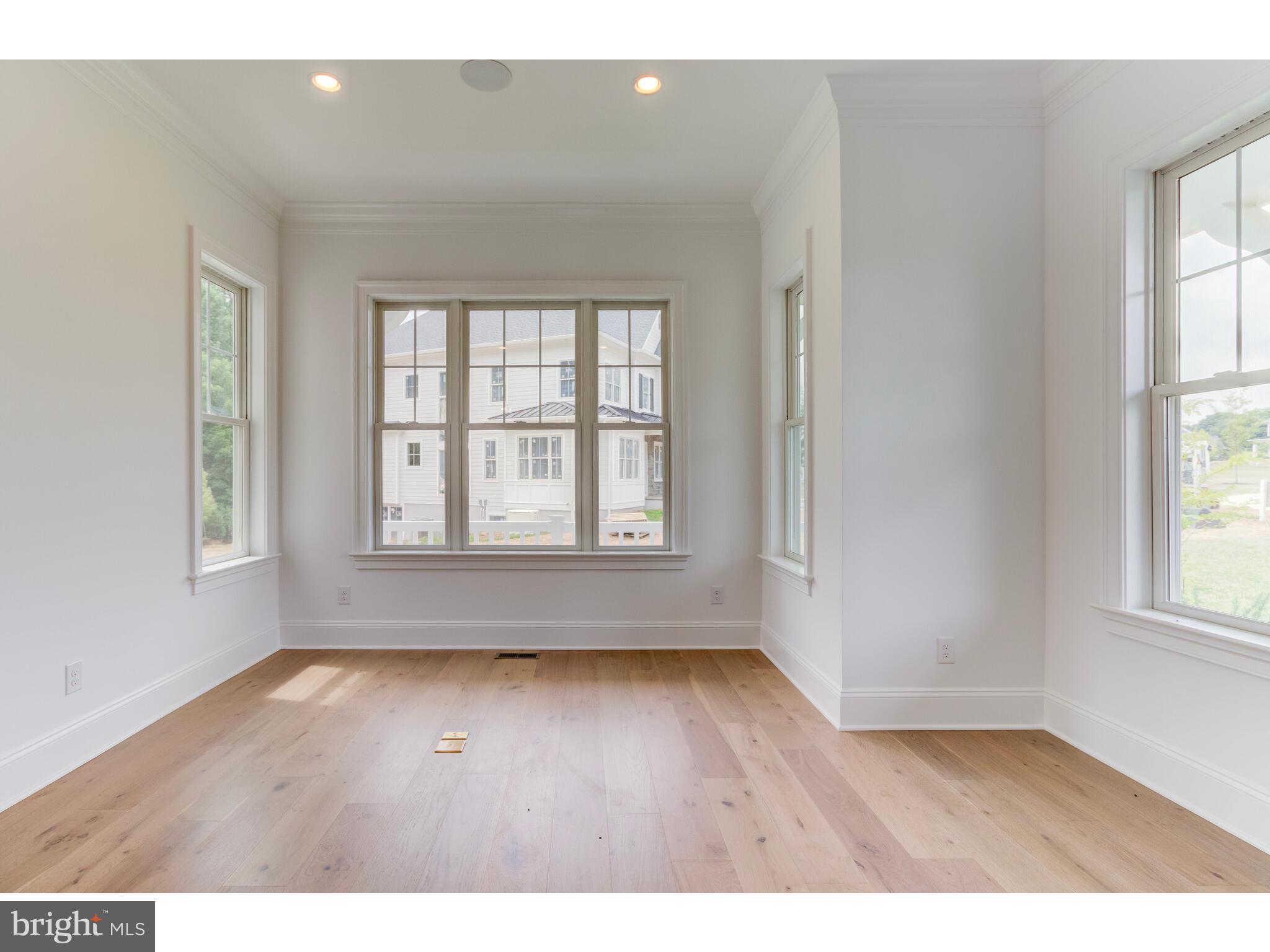 TIBURON - Residential