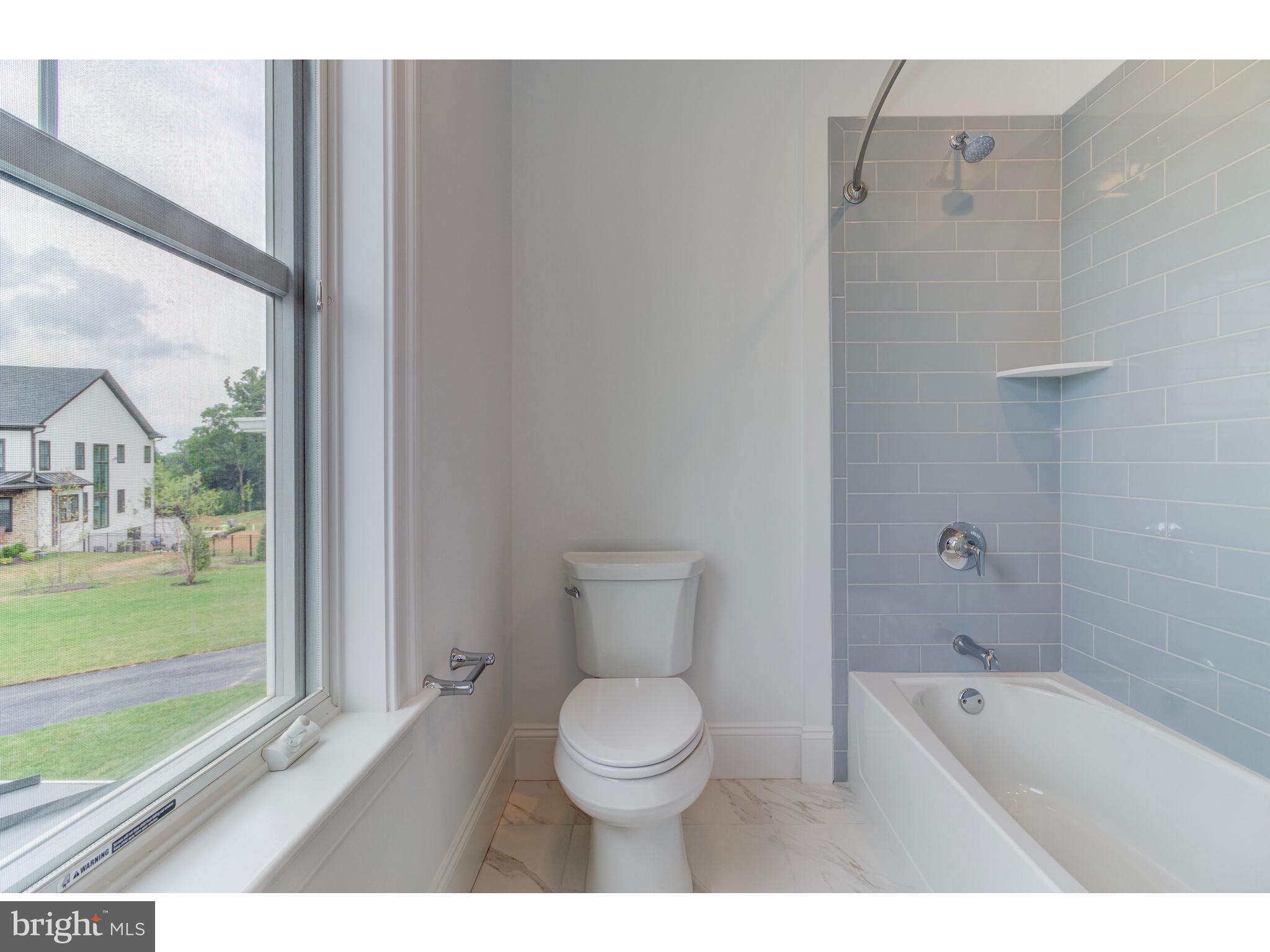 TIBURON - Residential