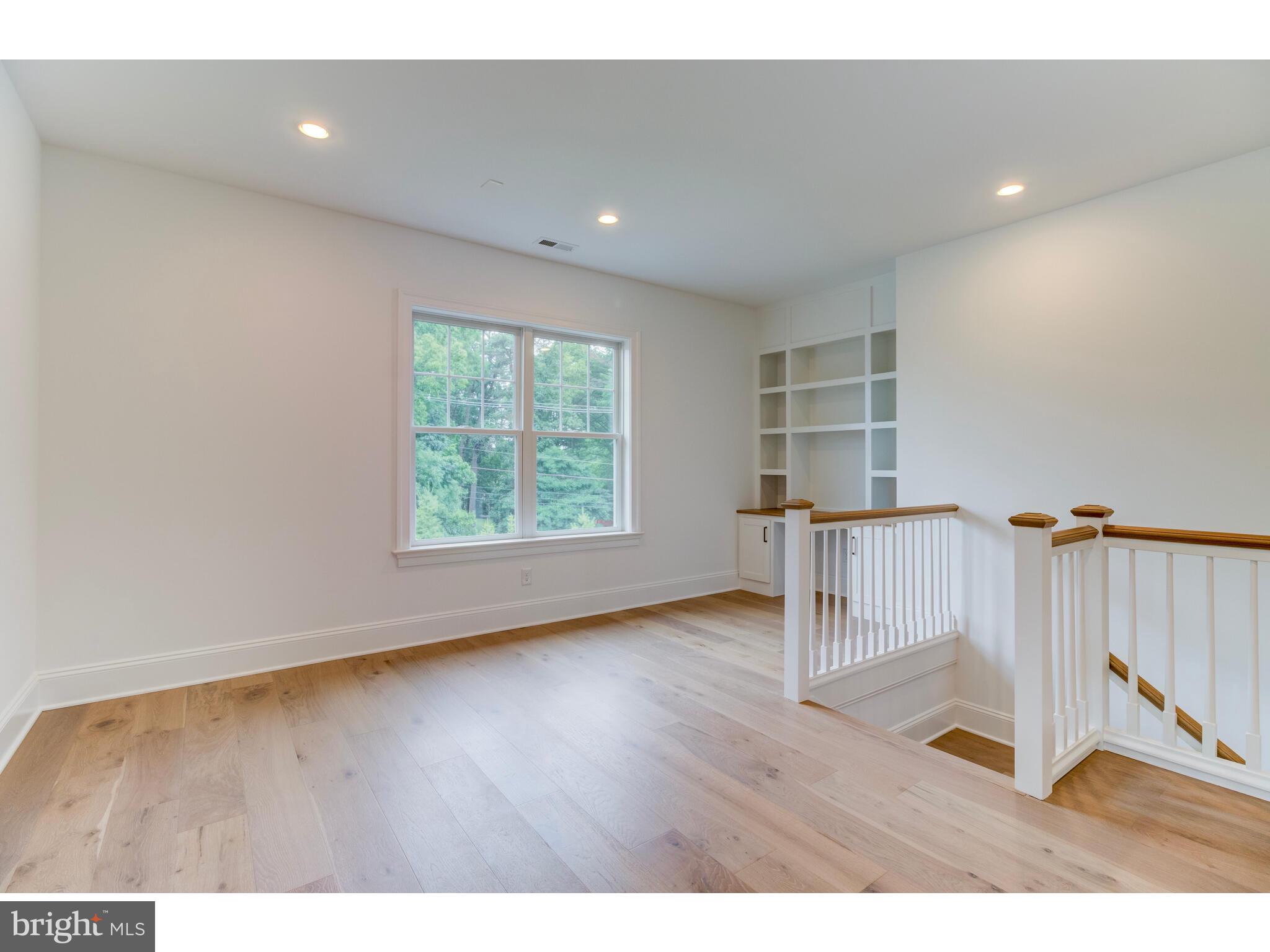 TIBURON - Residential