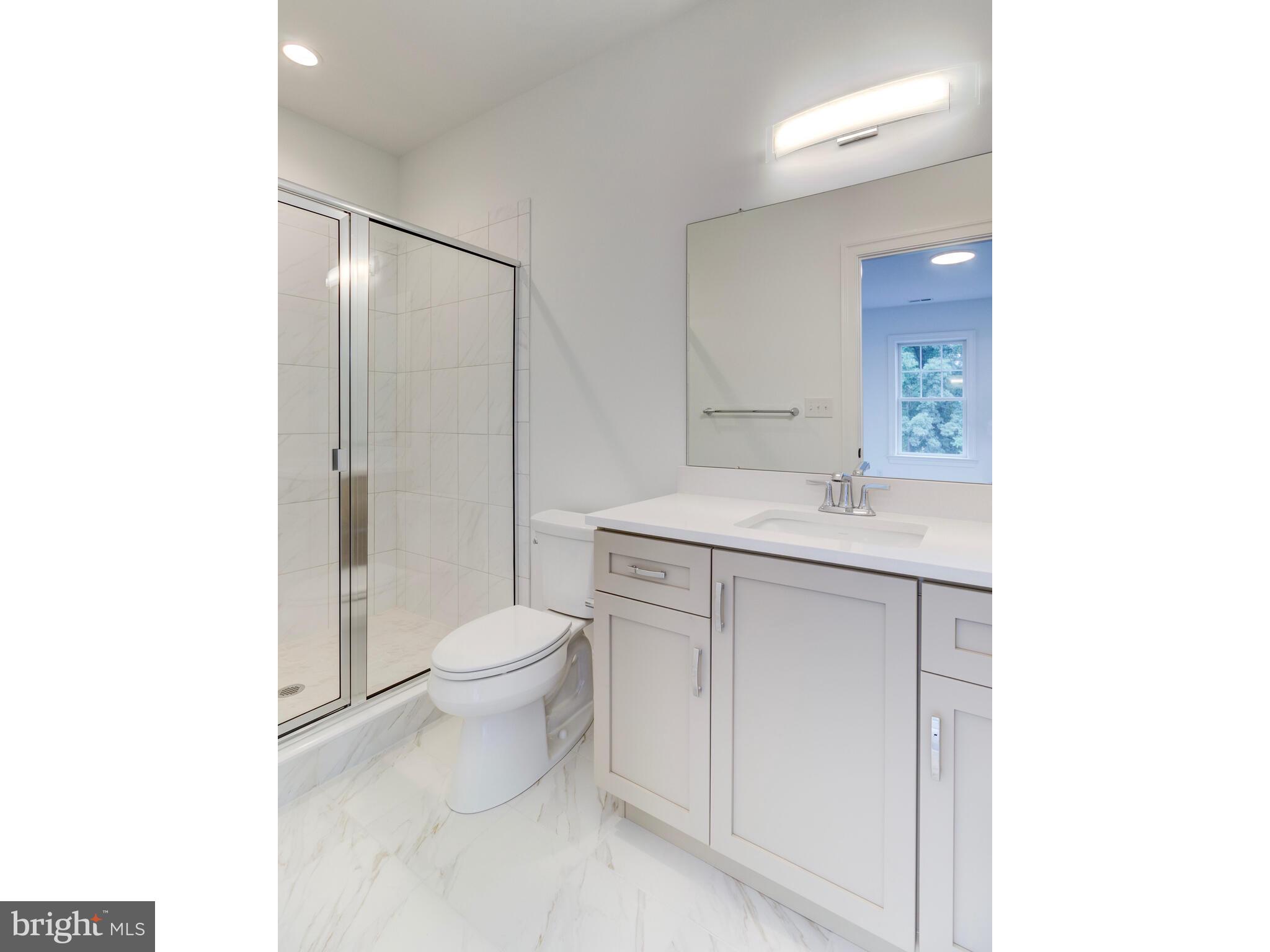 TIBURON - Residential