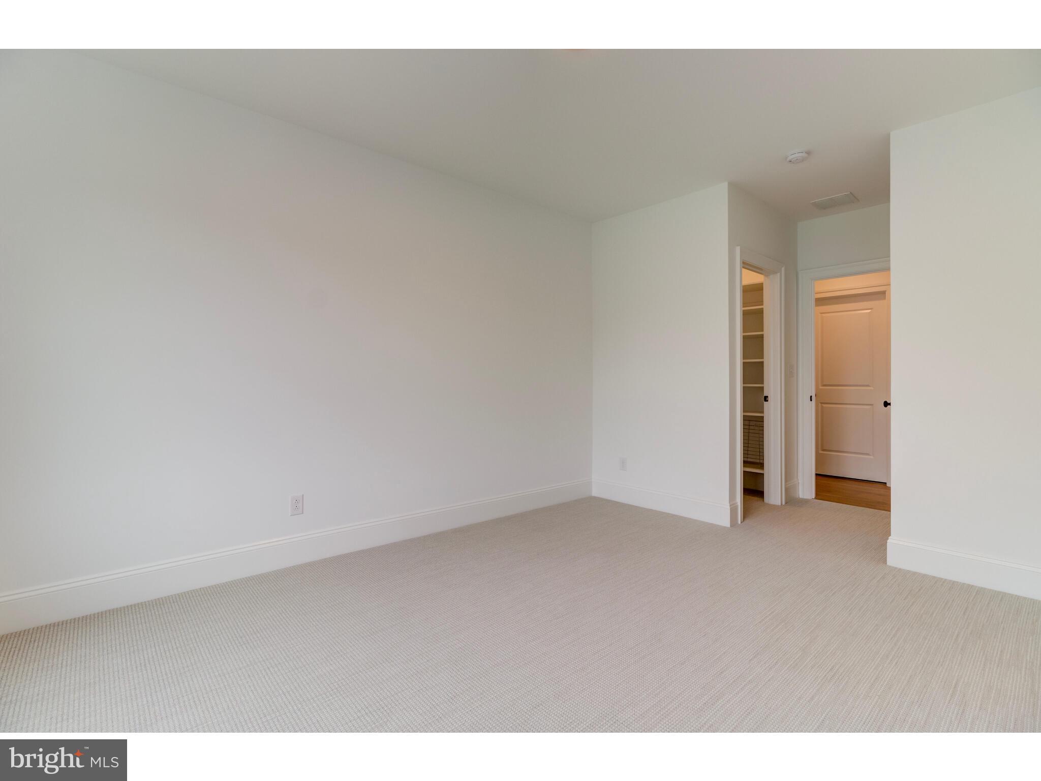 TIBURON - Residential