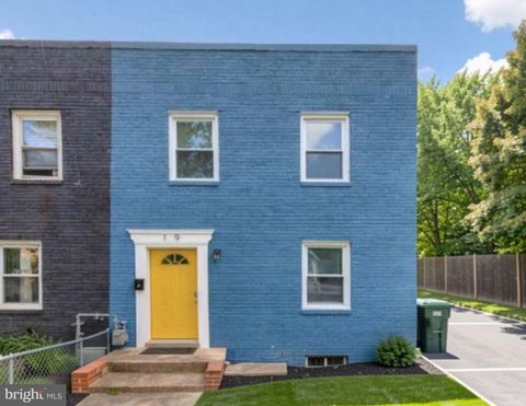 19 ATLANTIC STREET SE WASHINGTON DC 20032