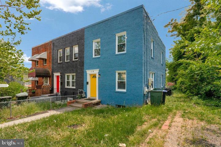 19 ATLANTIC STREET SE