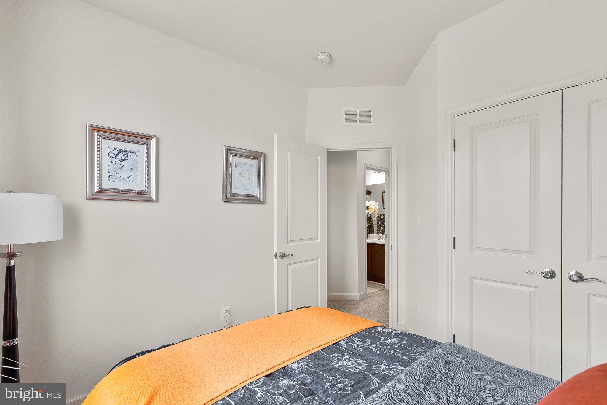 WOOD GLEN - Residential