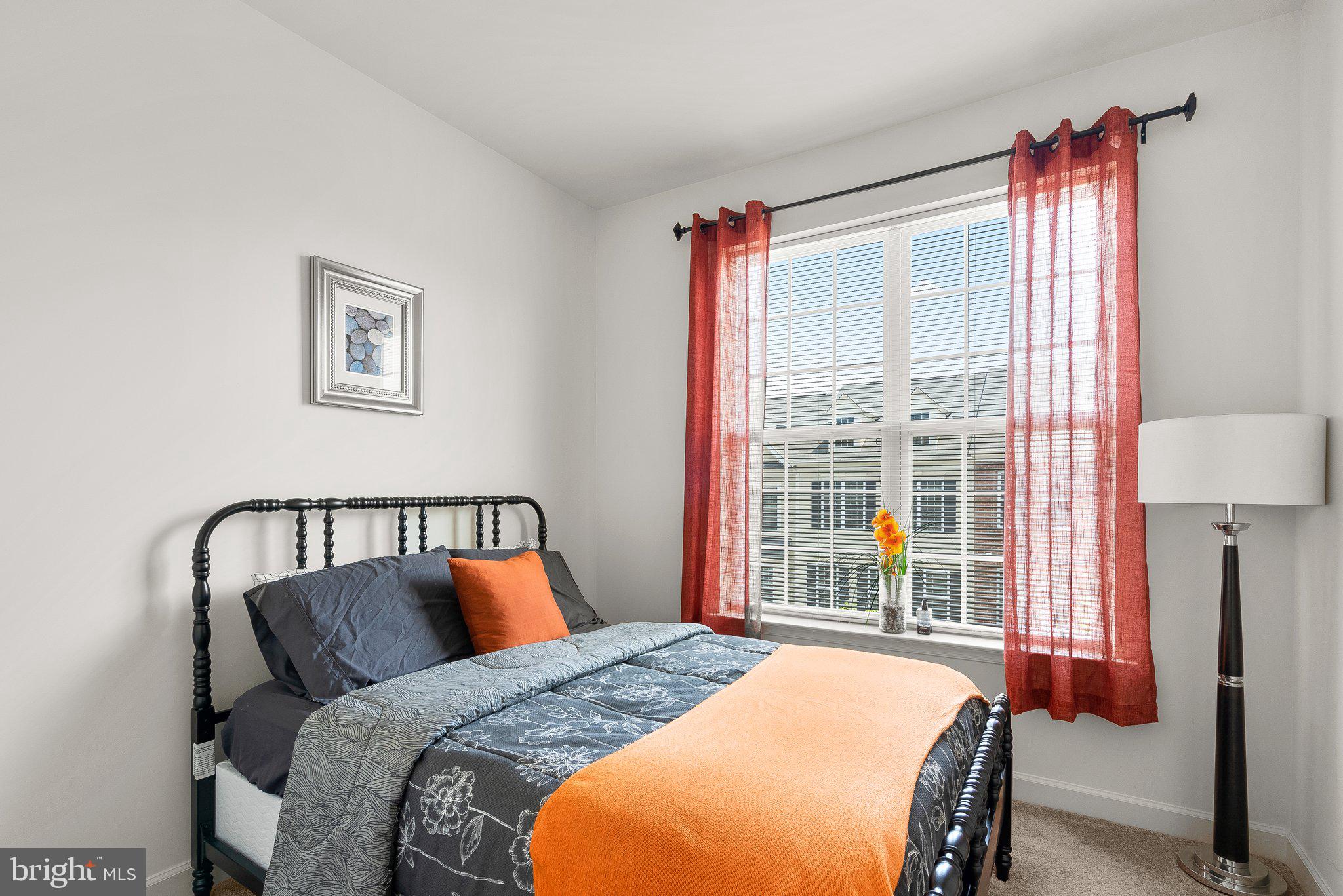 WOOD GLEN - Residential