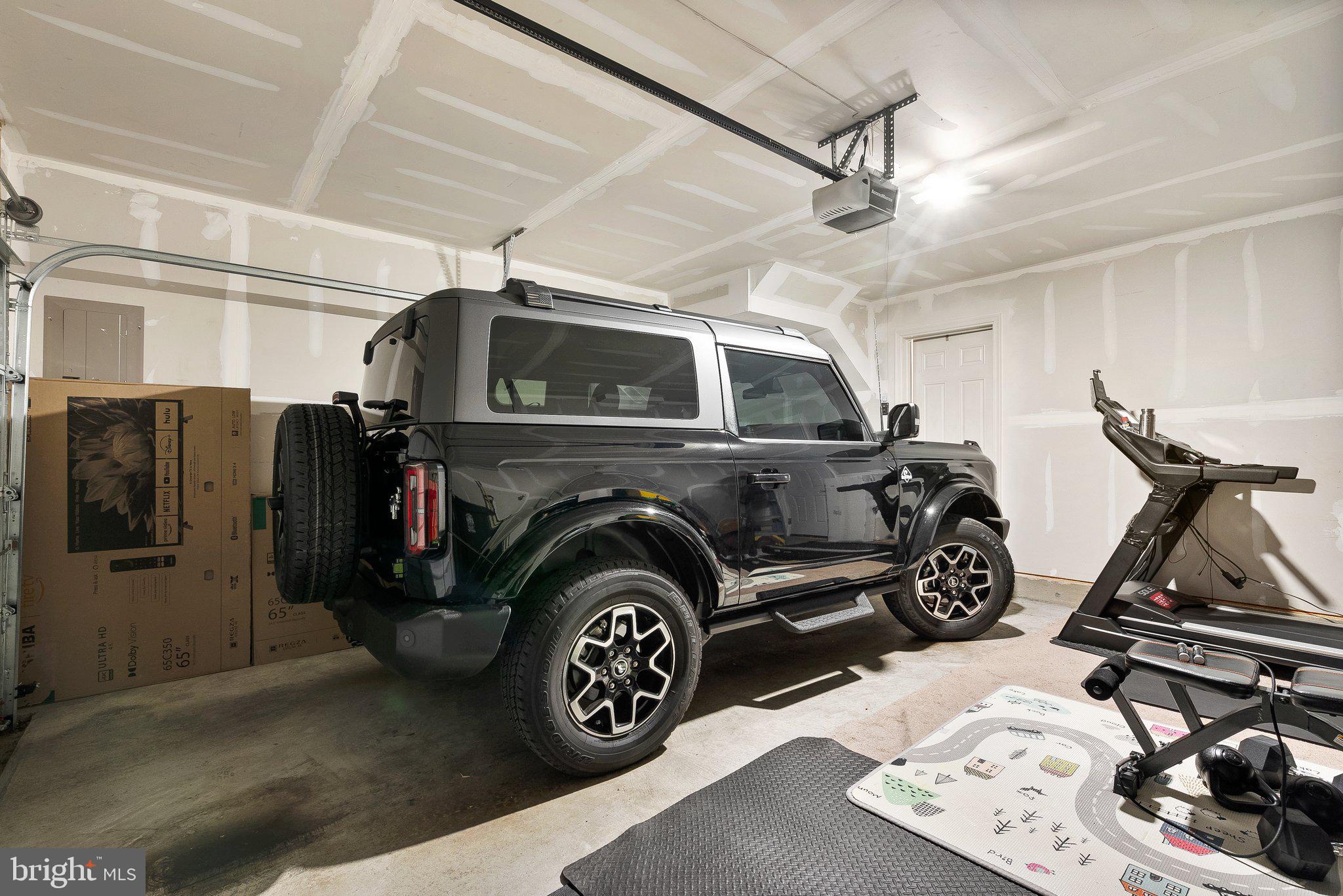 WOOD GLEN - Residential