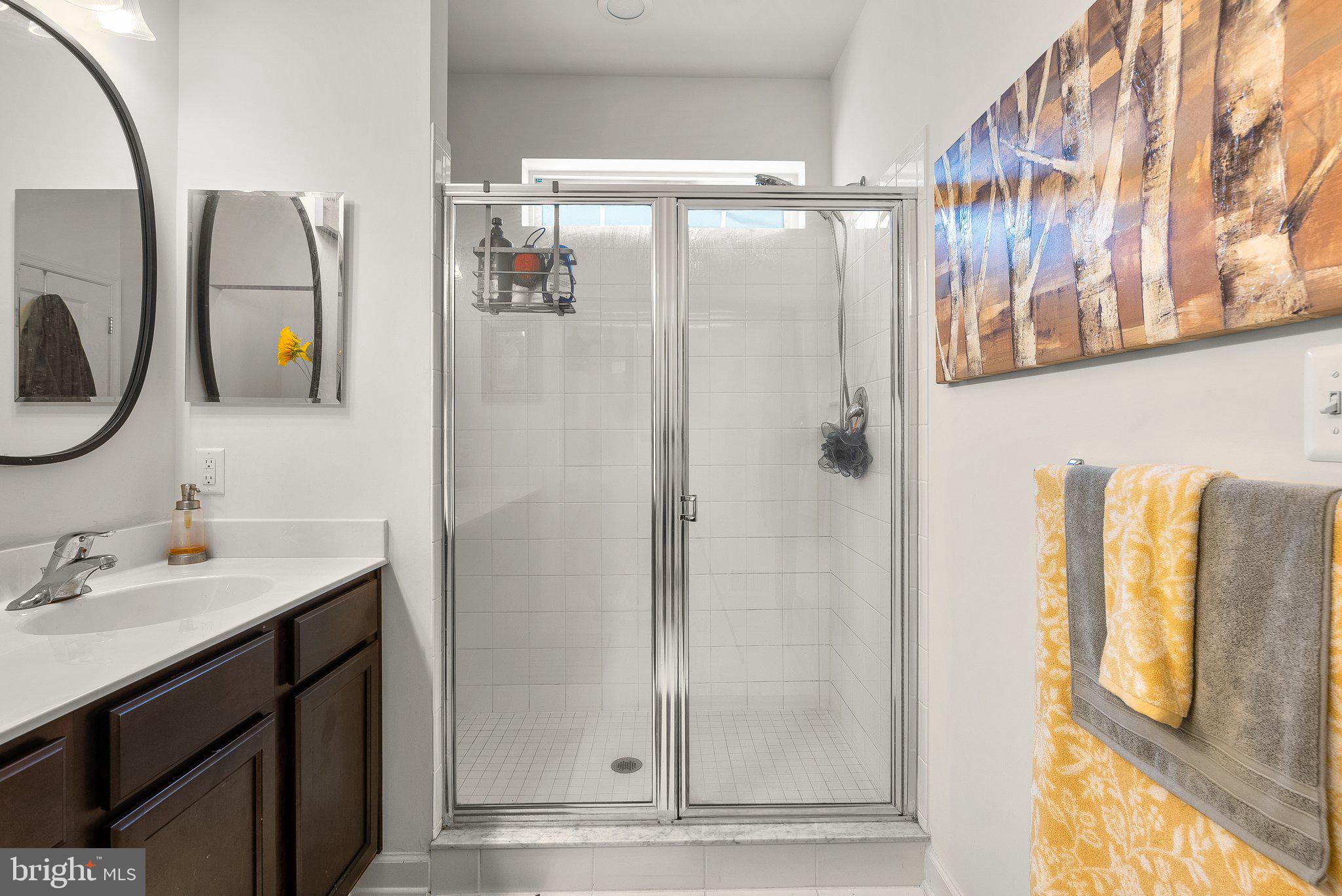 WOOD GLEN - Residential