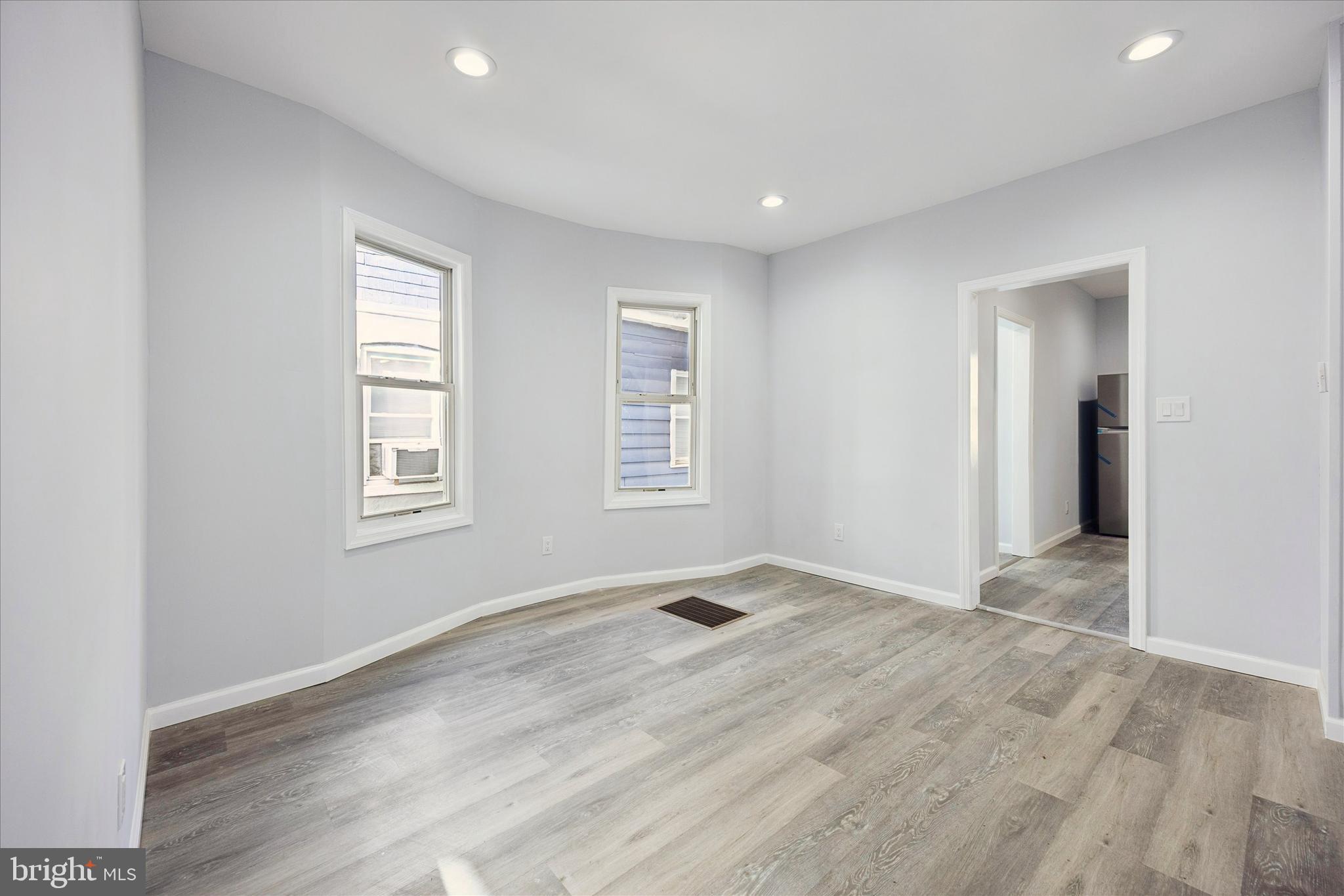 566 RUTHERFORD AVENUE