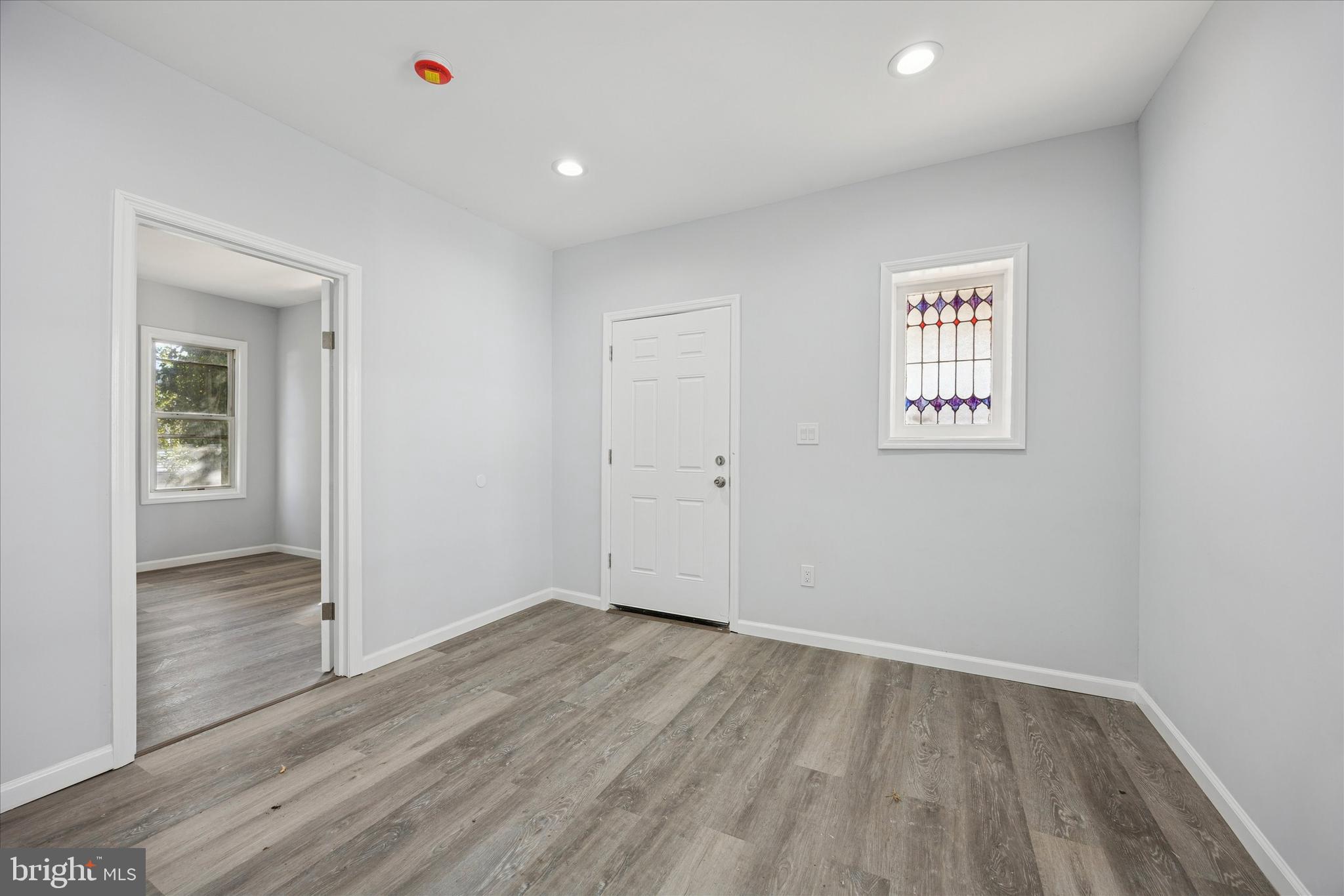 566 RUTHERFORD AVENUE