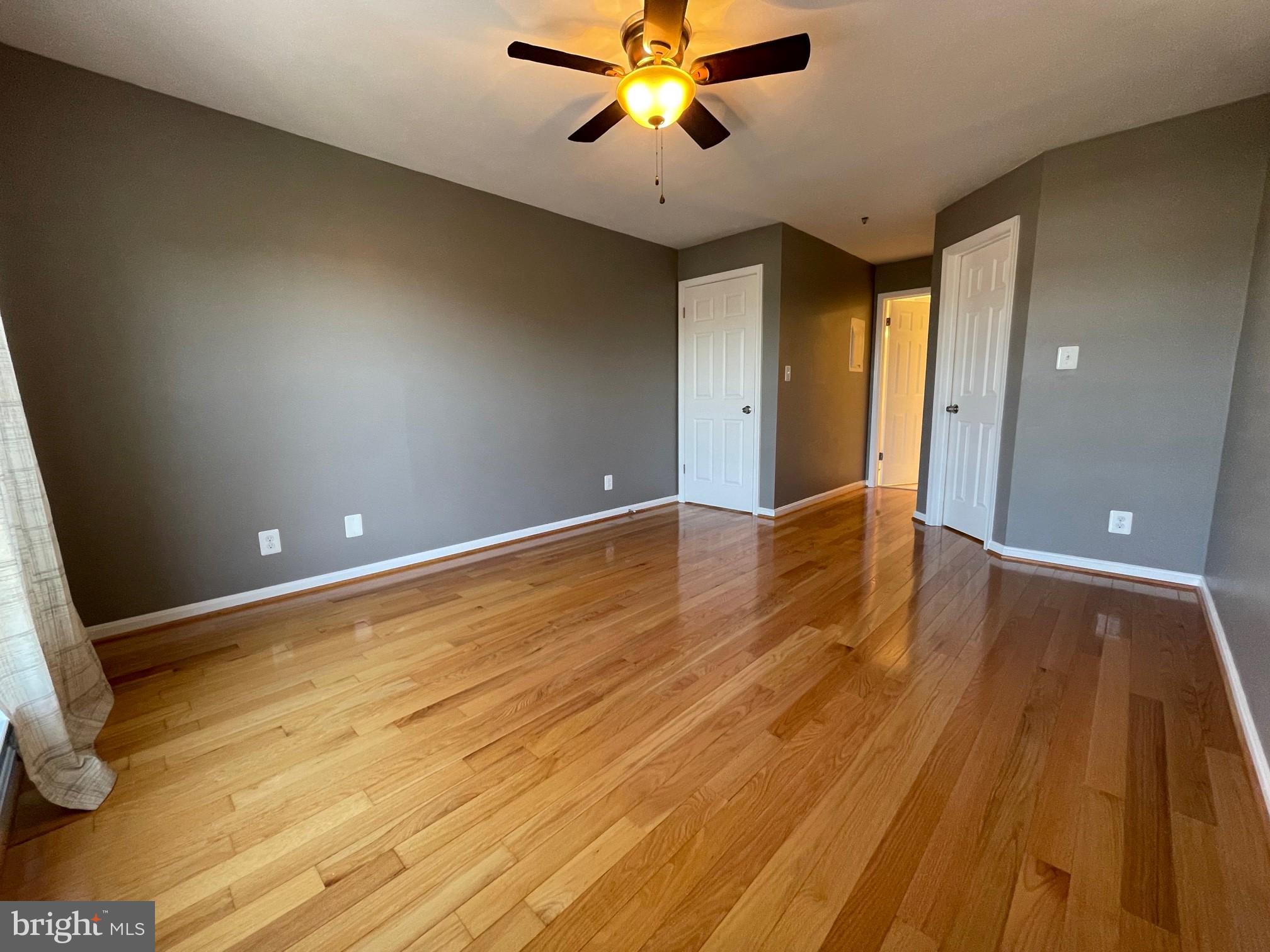 QUAKER HILL CONDOMINIUM - Residential Lease