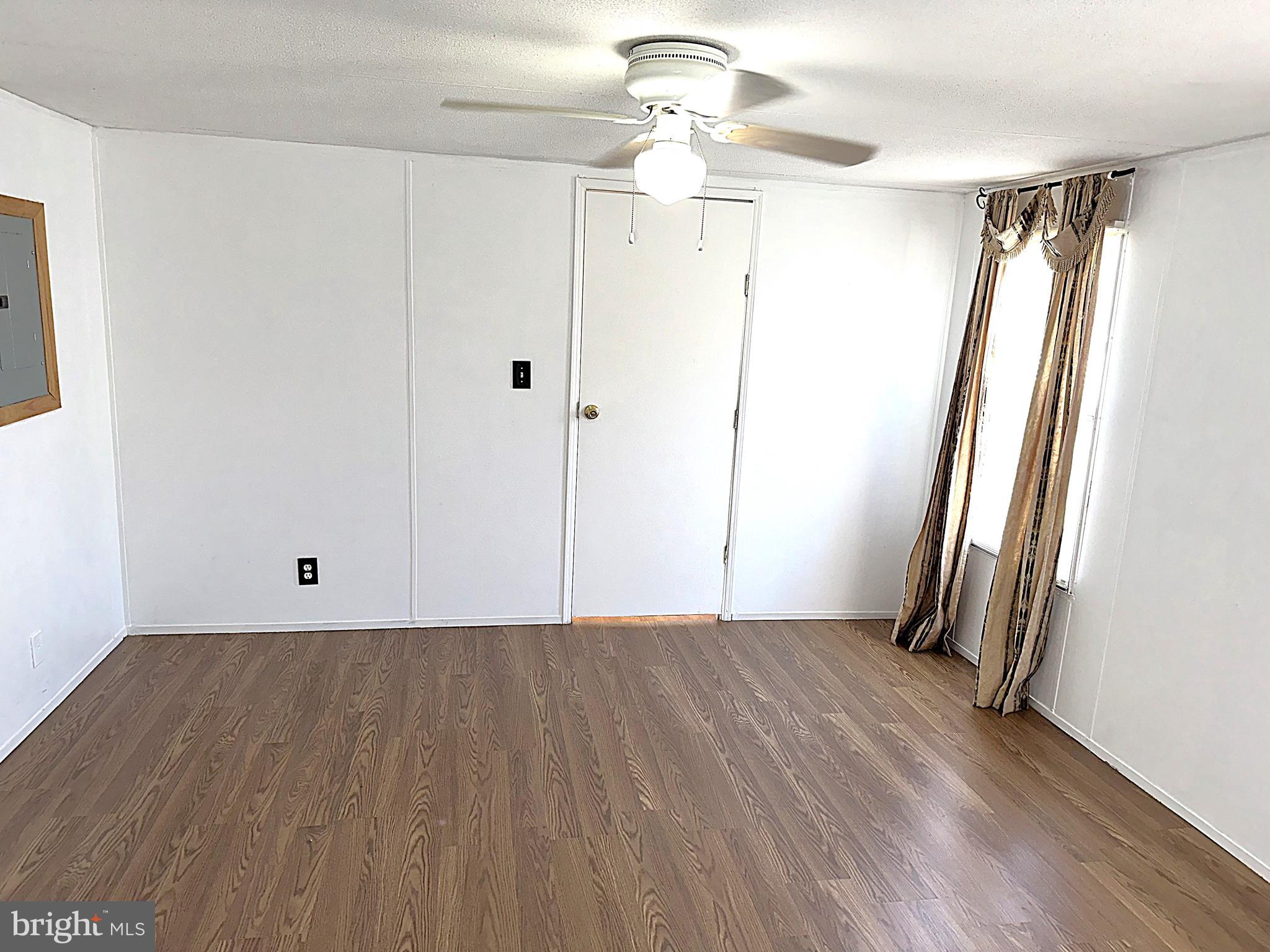 BOONES ESTATES - Residential