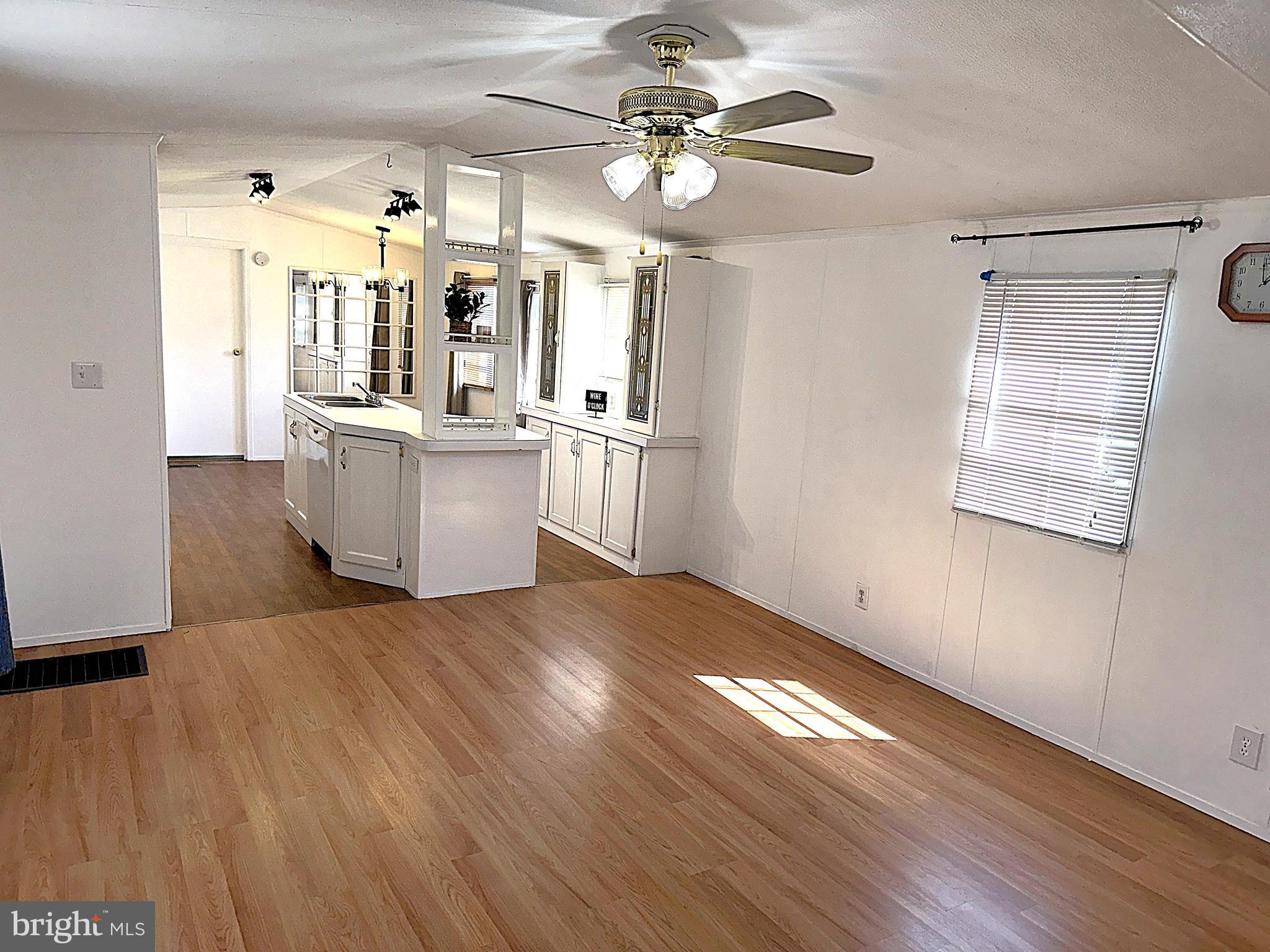 BOONES ESTATES - Residential