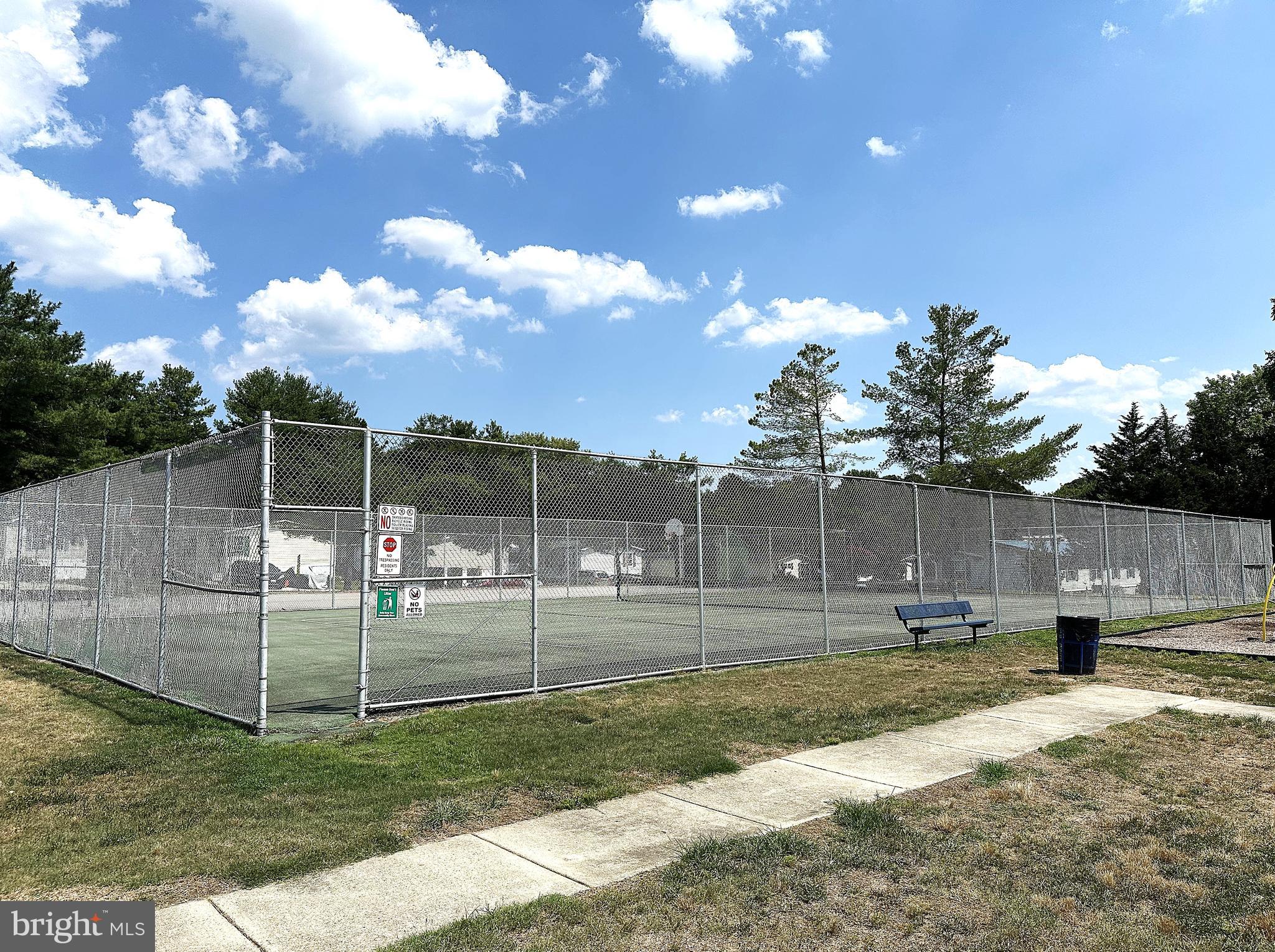 BOONES ESTATES - Residential