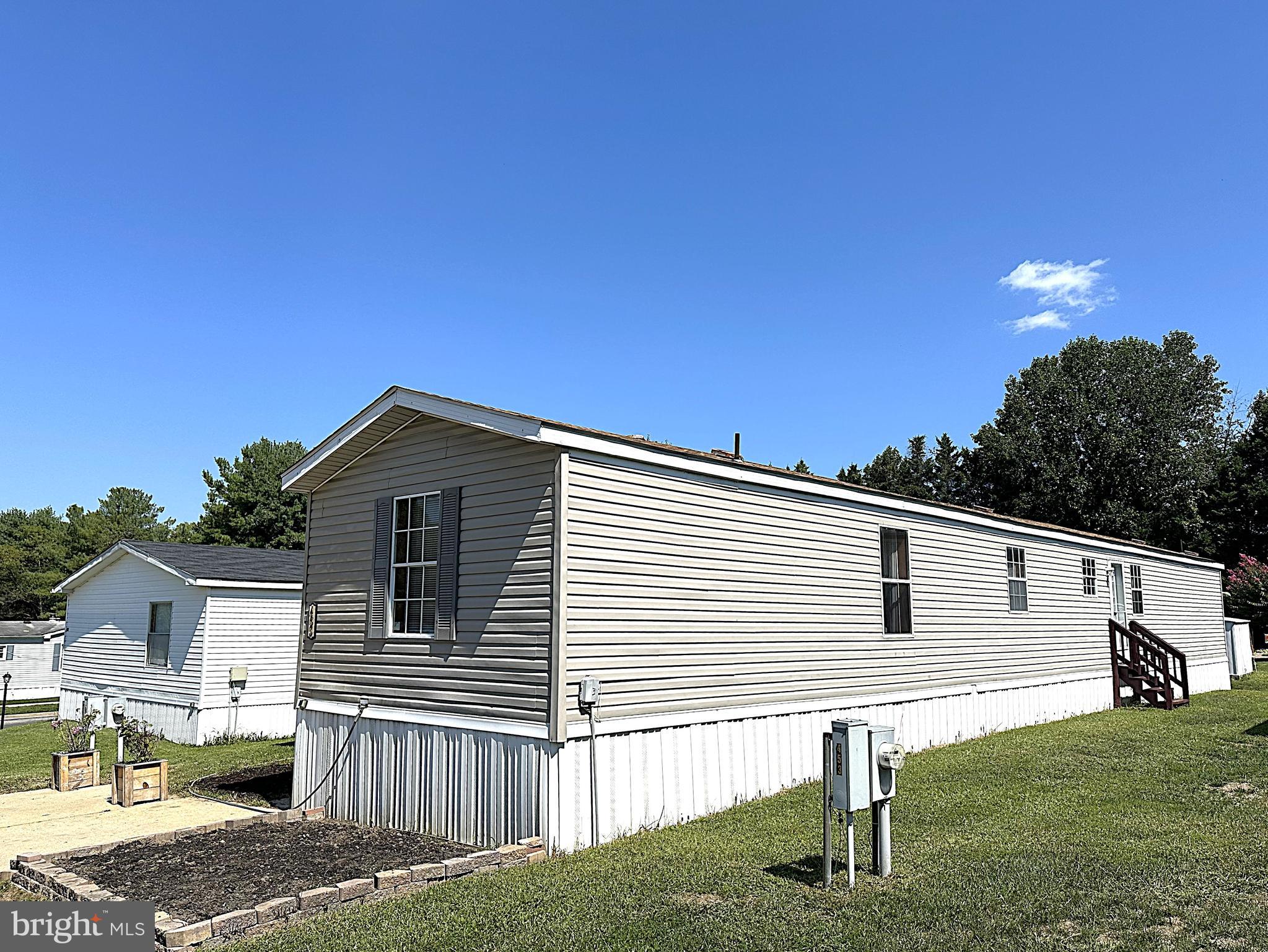 BOONES ESTATES - Residential