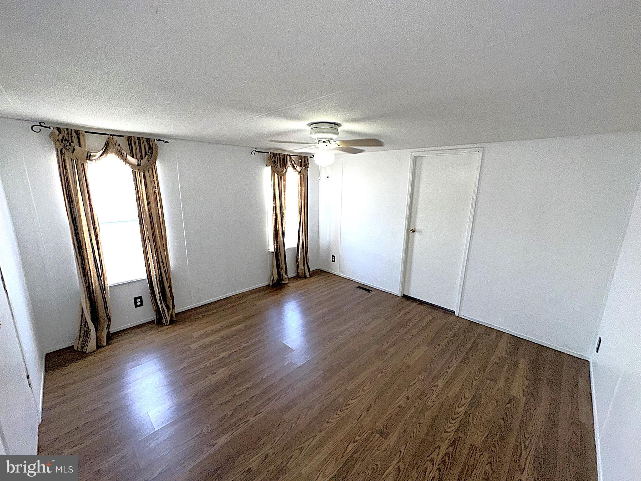 BOONES ESTATES - Residential