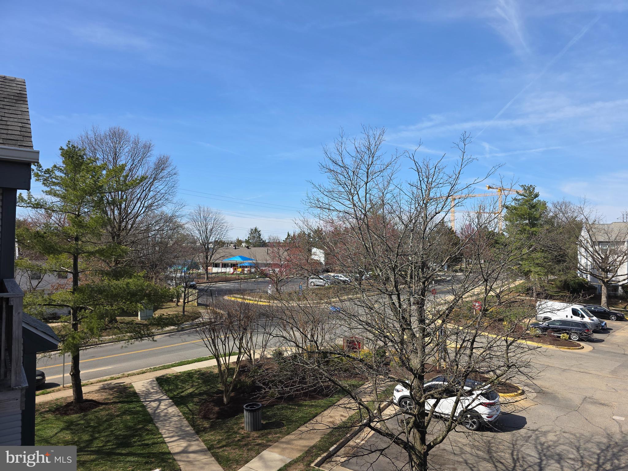 SURREY AT MANCHESTER LAKES - Residential