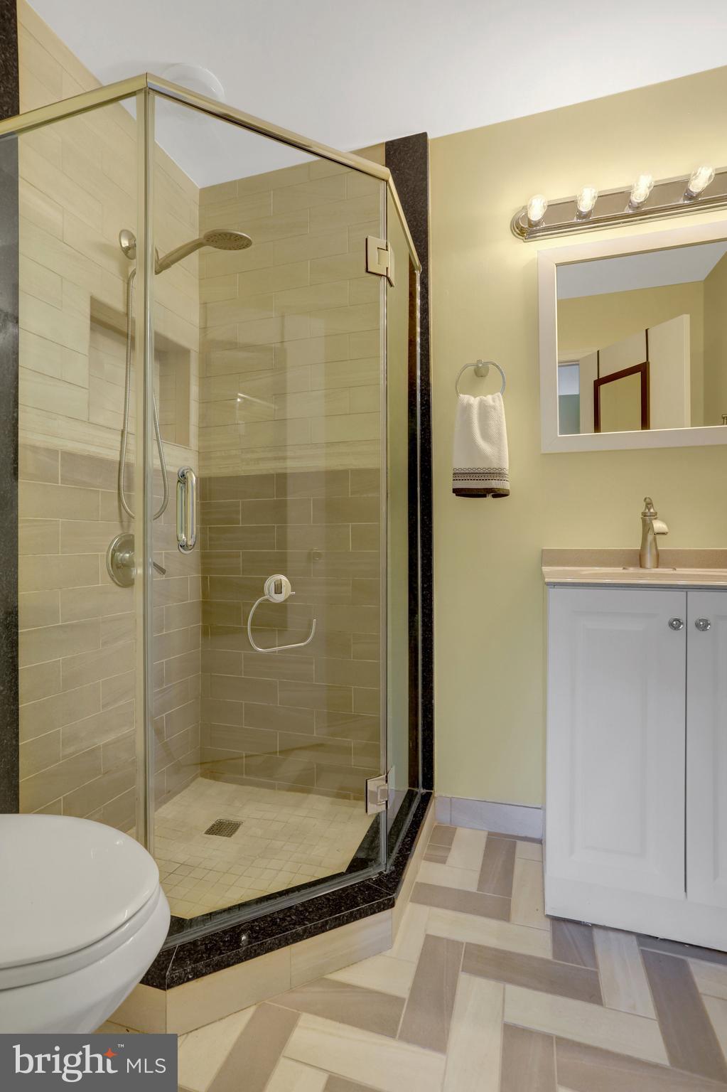 SURREY AT MANCHESTER LAKES - Residential