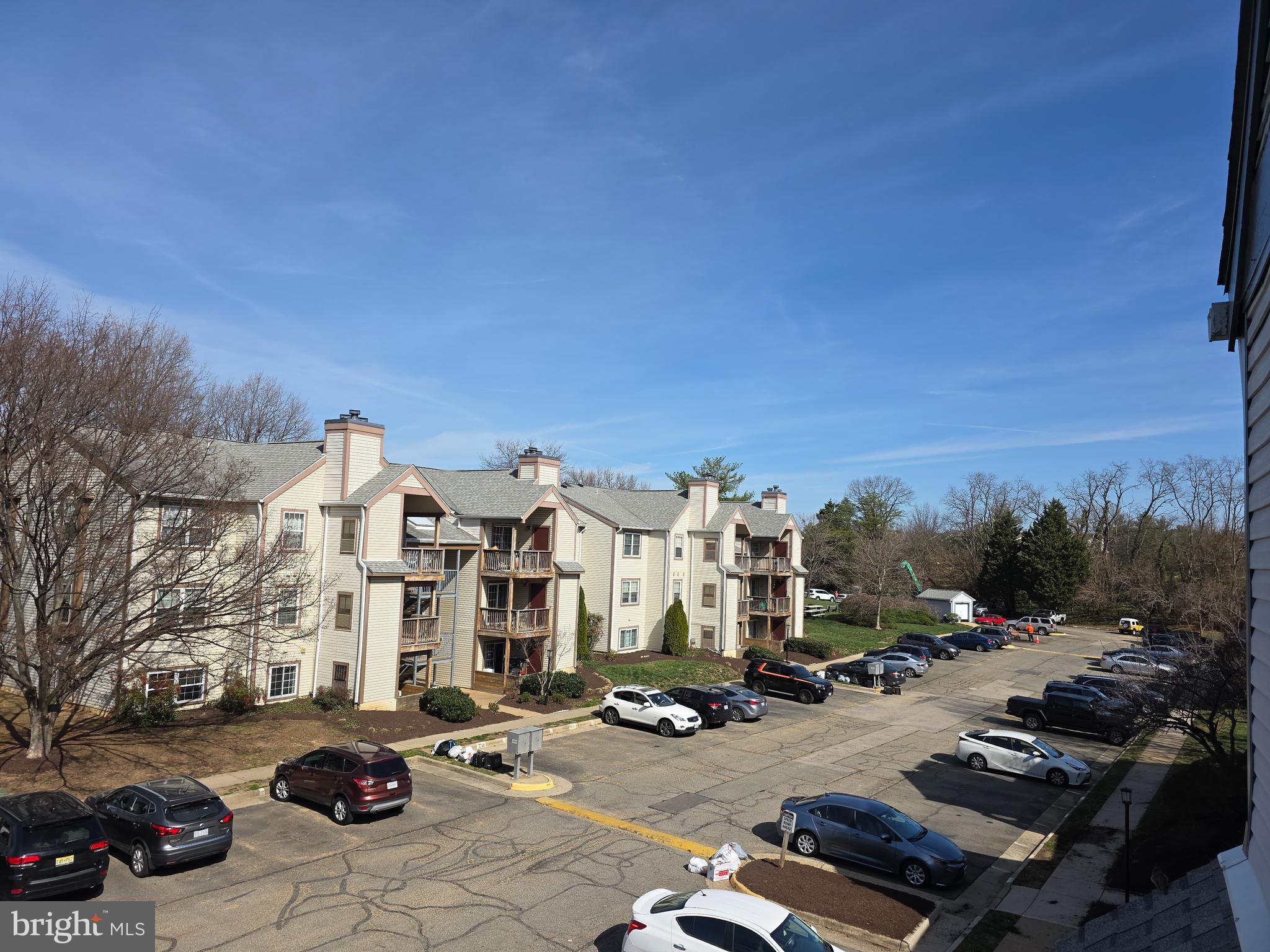 SURREY AT MANCHESTER LAKES - Residential