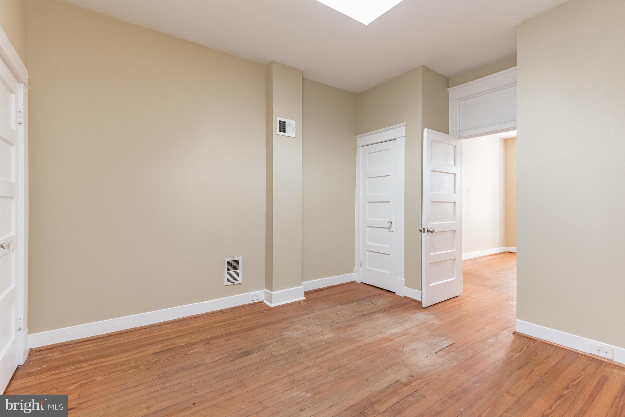 CLIFTON PARK - Residential