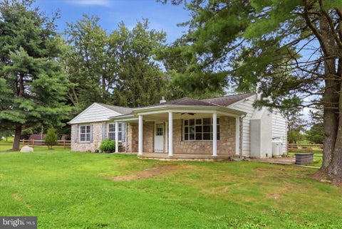 Homes For Sale - 2850 Thompson Road<br/> Montgomery County, HARLEYSVILLE, PA 19438