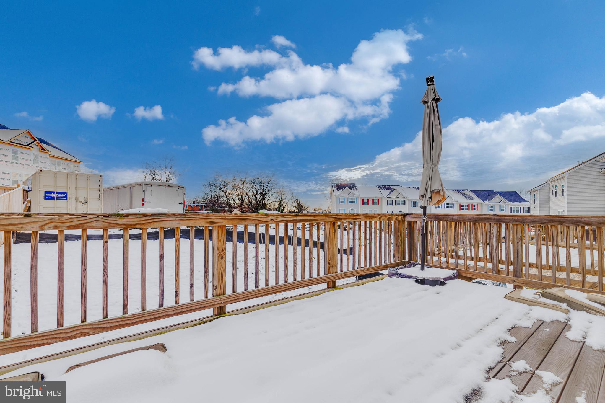 COLUMBIA RUN TOWNHOMES - Residential