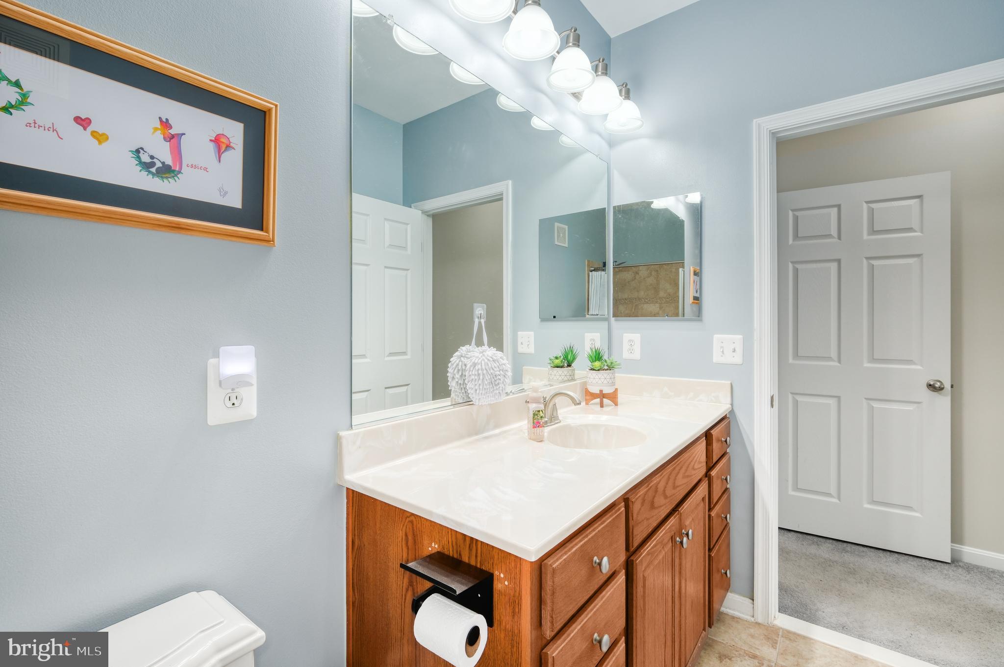 LEE SQUARE - Residential