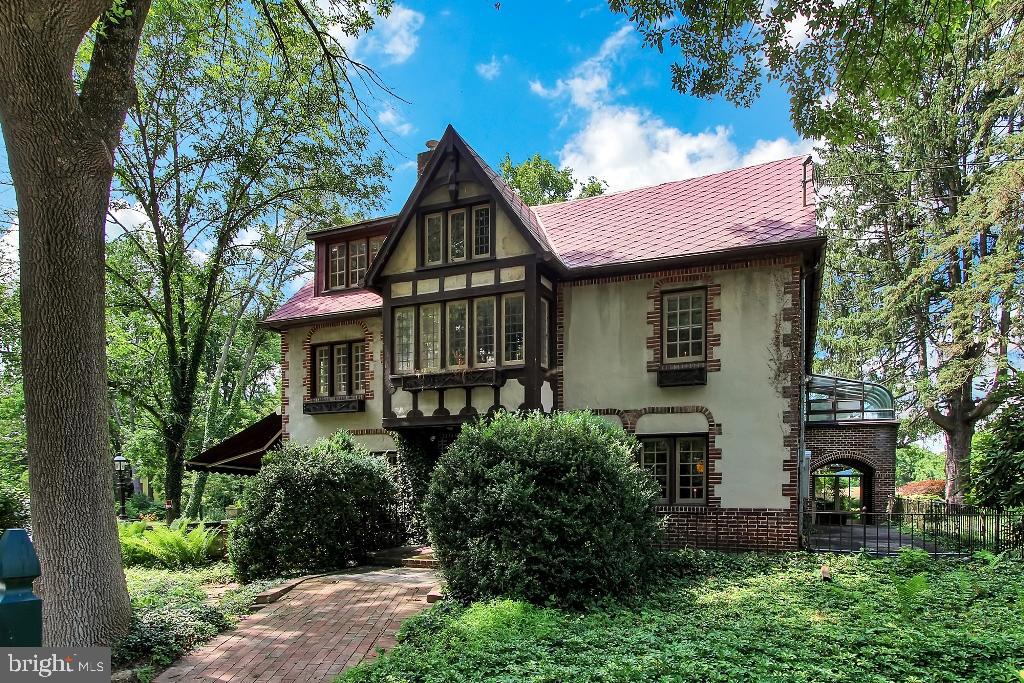 OWL VALLEY - Commercial Sale