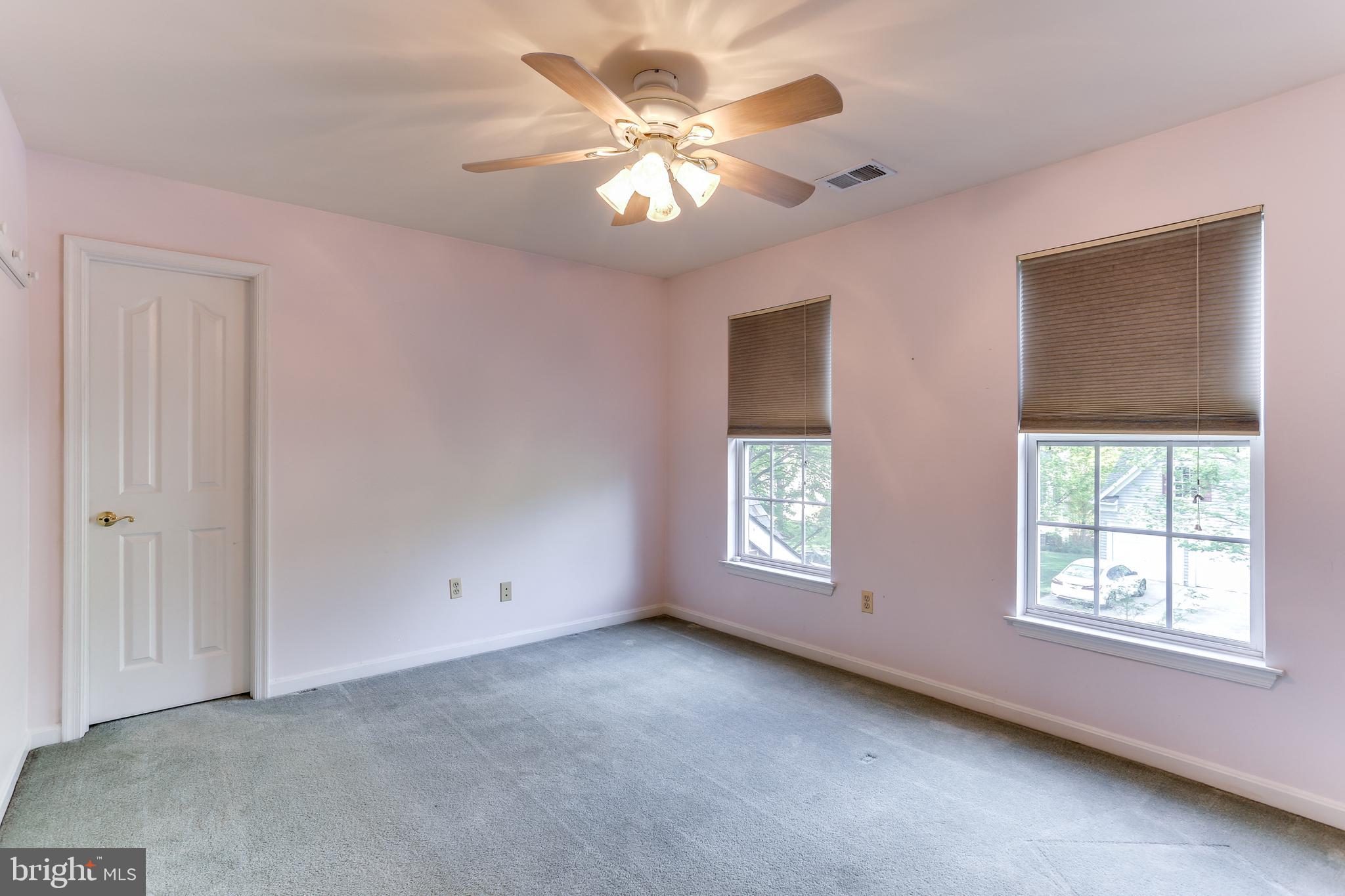 RUSSETT RESERVE - Residential Lease