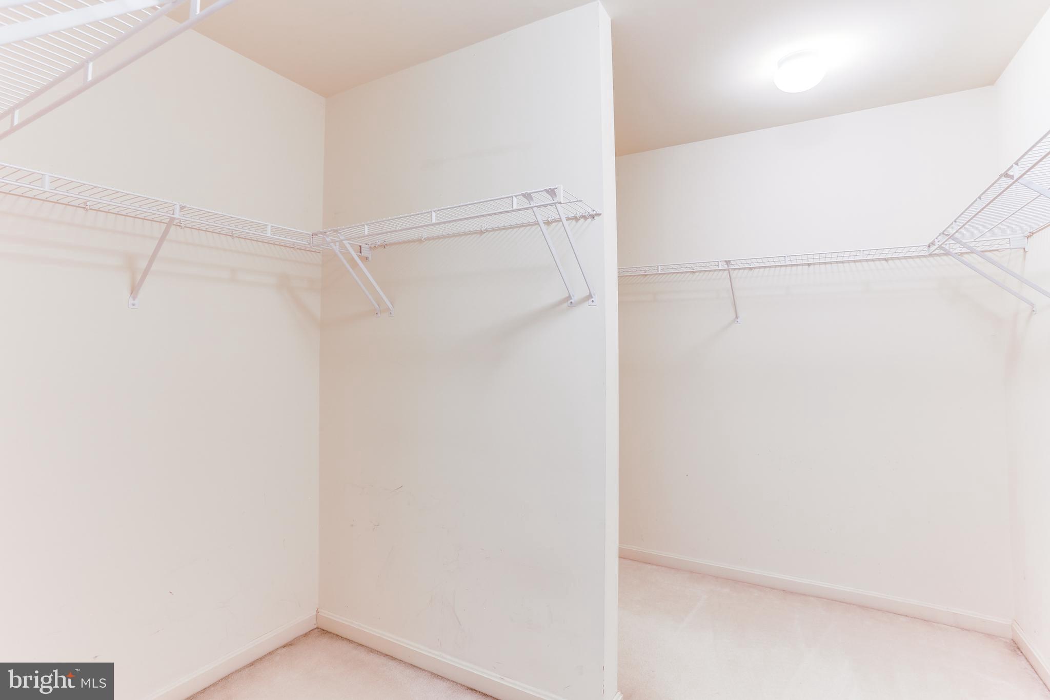 RUSSETT RESERVE - Residential Lease