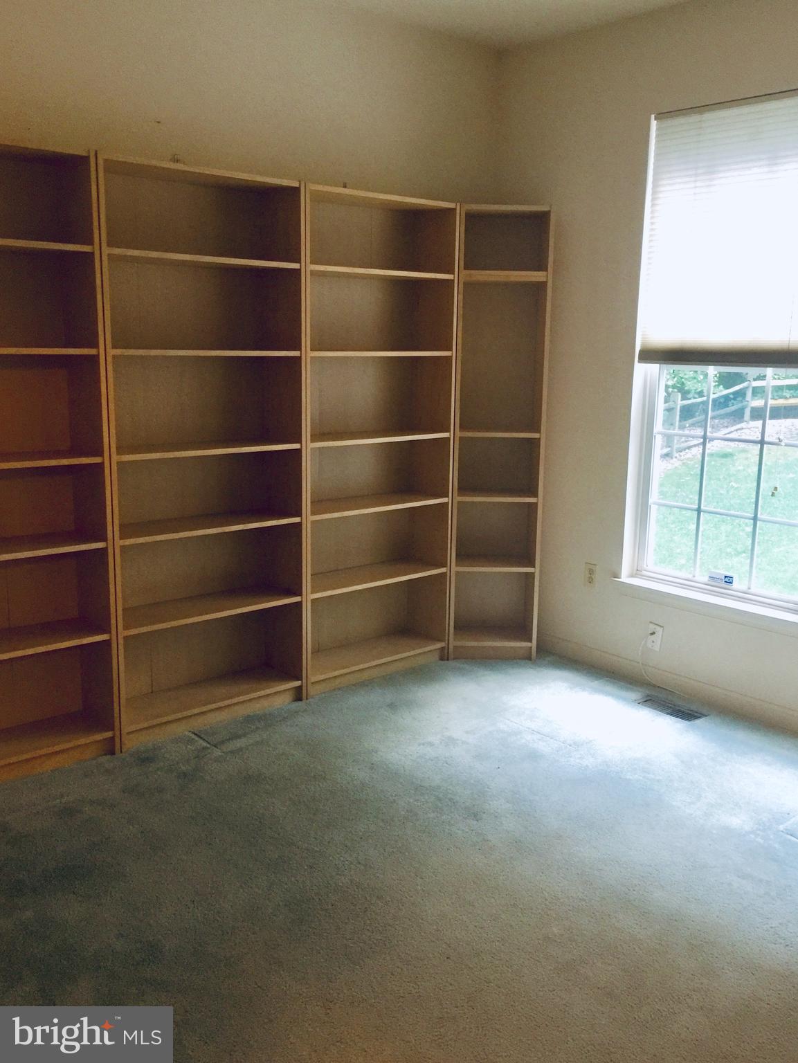 RUSSETT RESERVE - Residential Lease