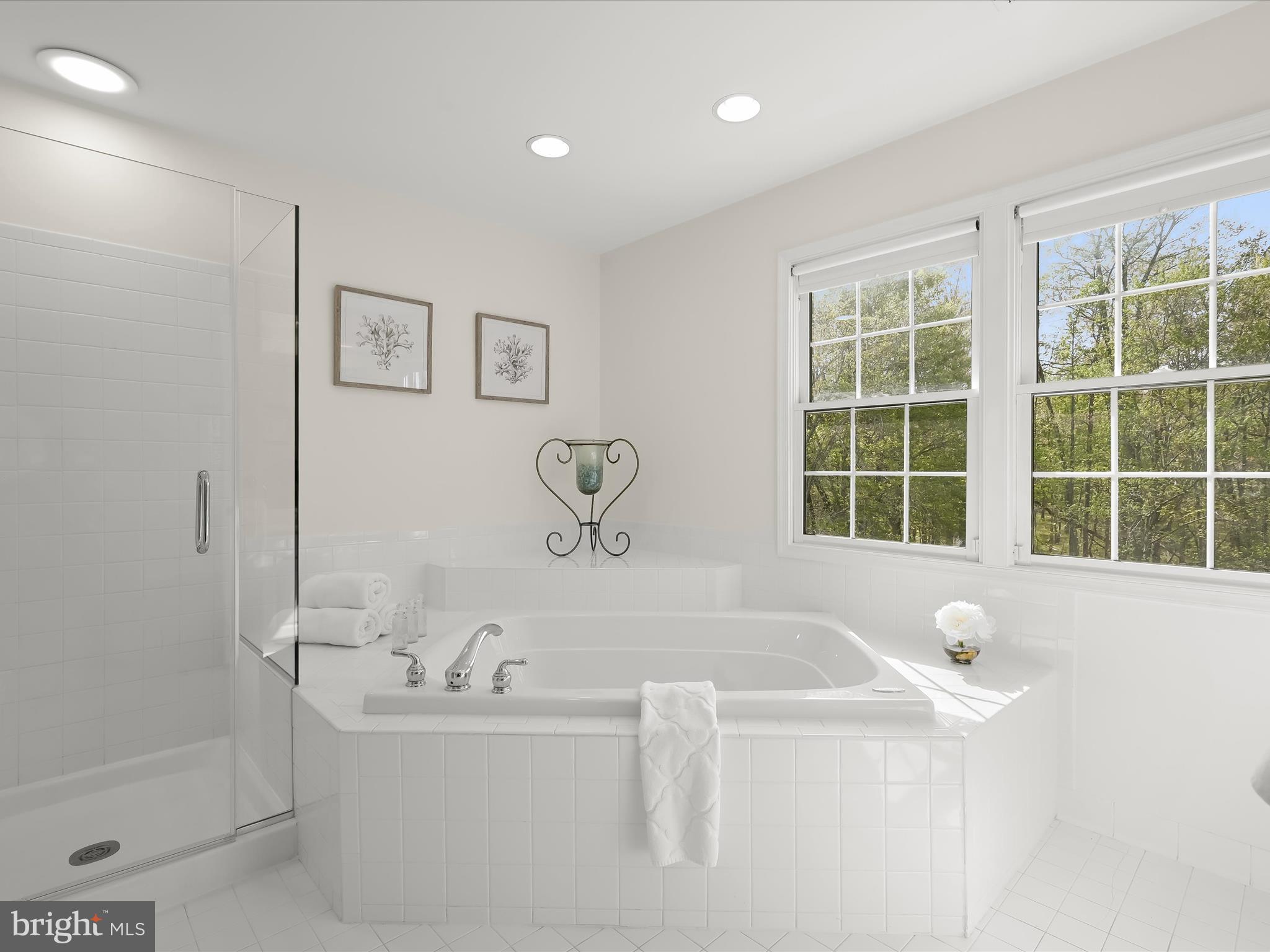 ASHLEIGH KNOLLS - Residential