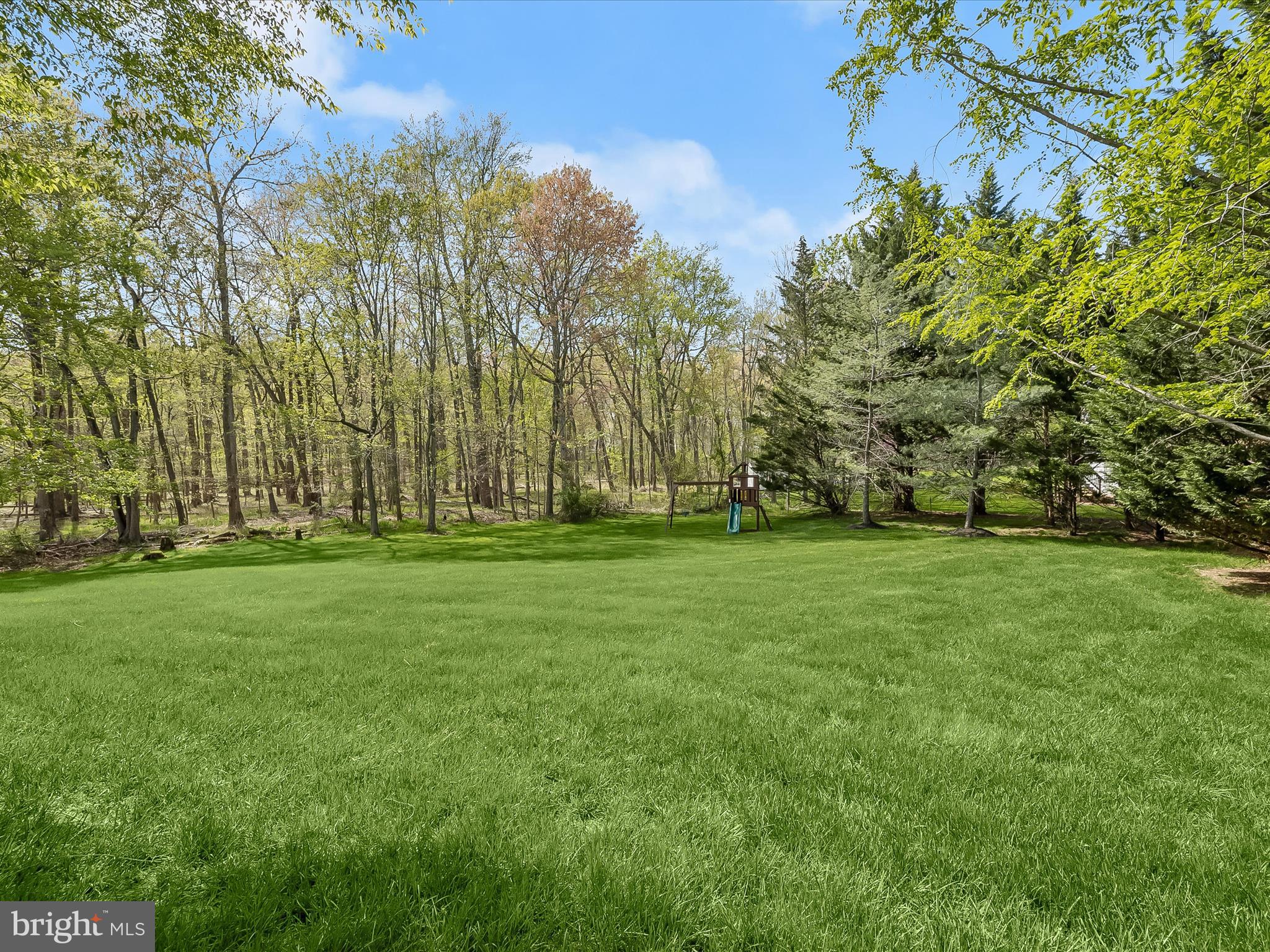 ASHLEIGH KNOLLS - Residential