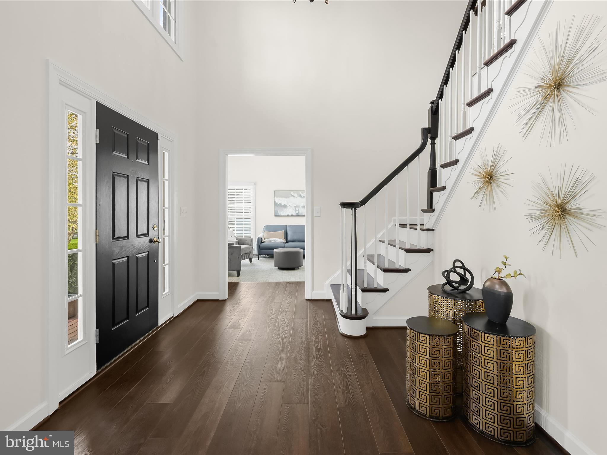 7108 CRABBURY COURT