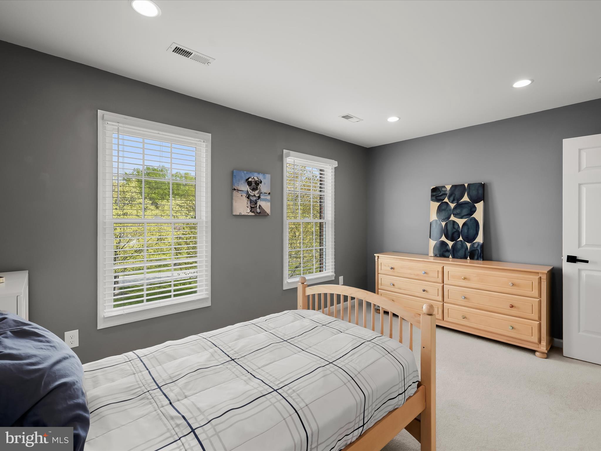 ASHLEIGH KNOLLS - Residential