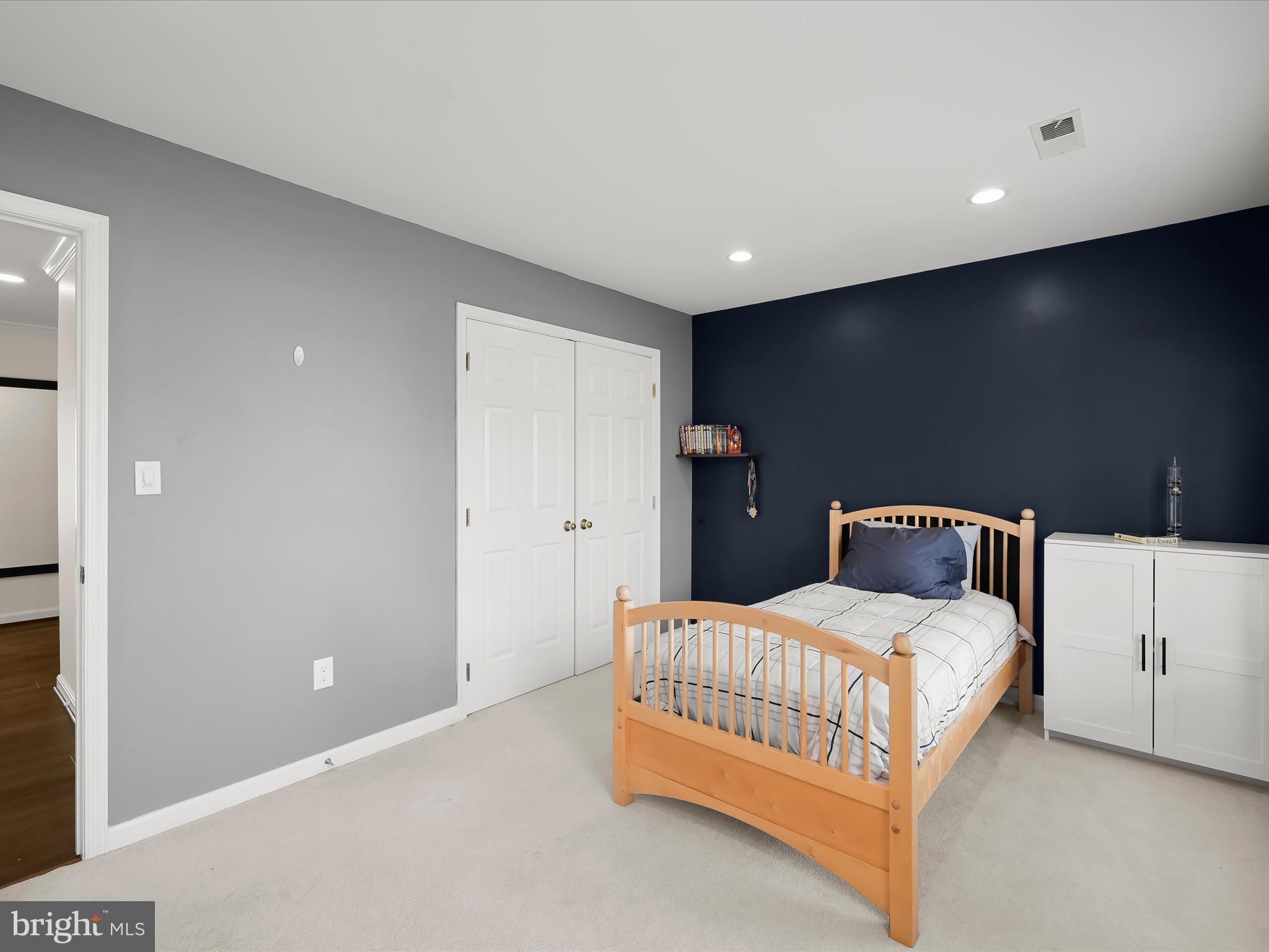 ASHLEIGH KNOLLS - Residential