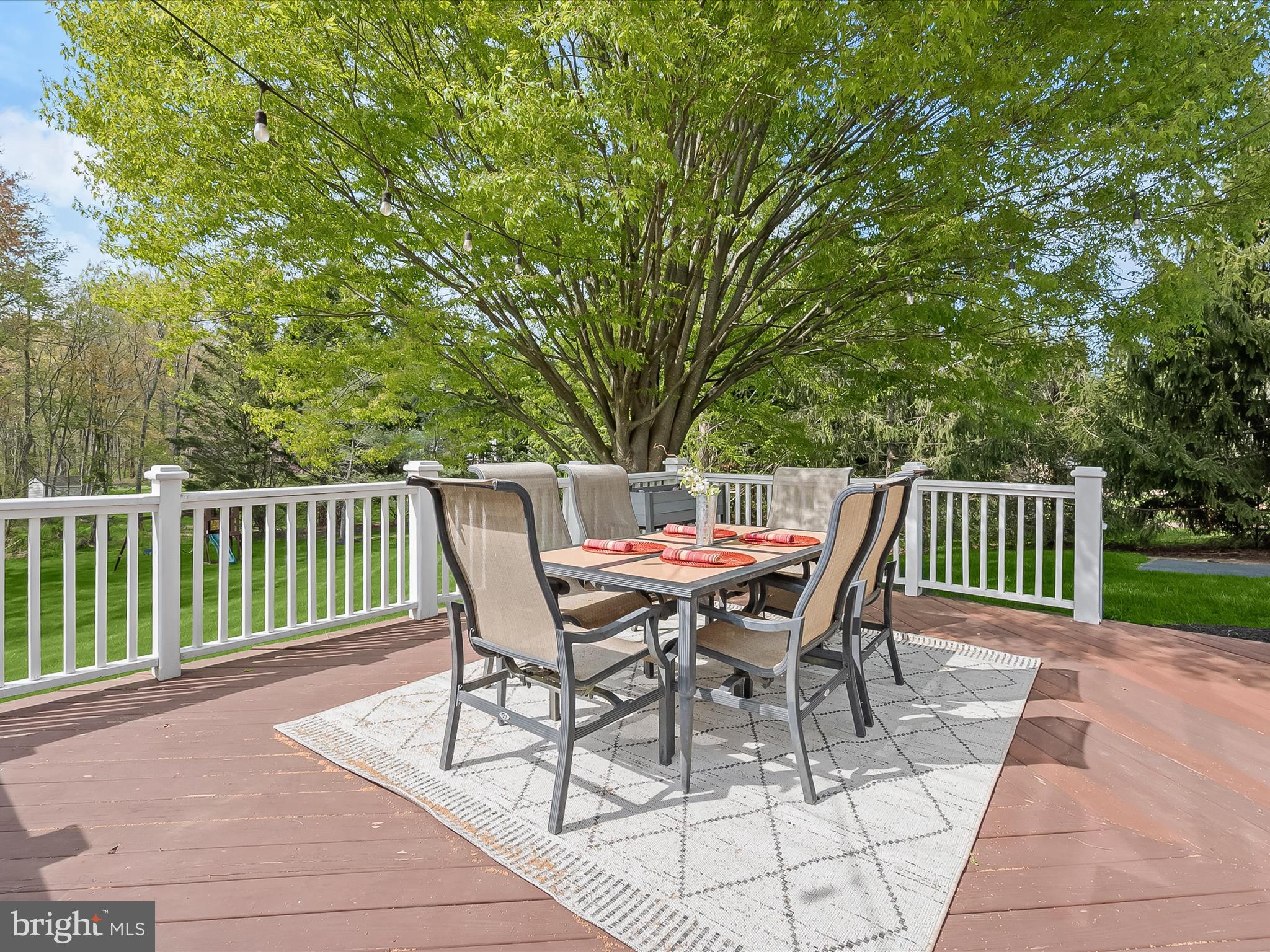 ASHLEIGH KNOLLS - Residential