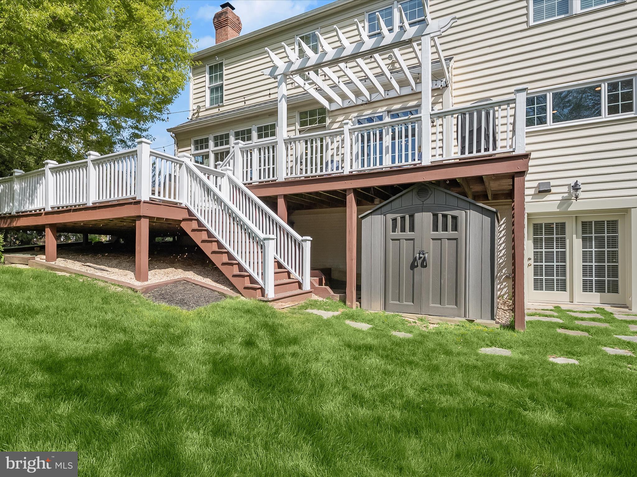 ASHLEIGH KNOLLS - Residential