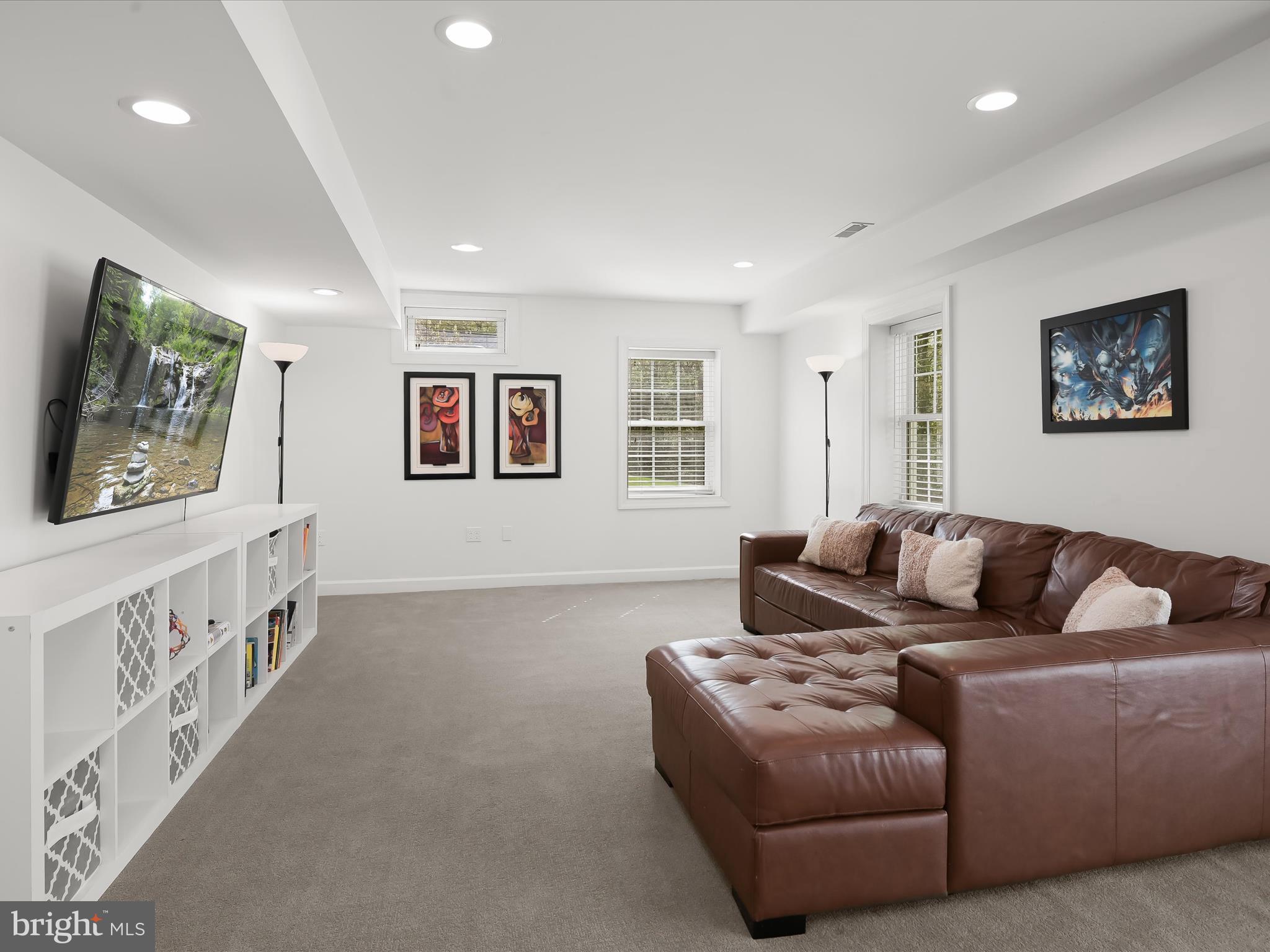 ASHLEIGH KNOLLS - Residential