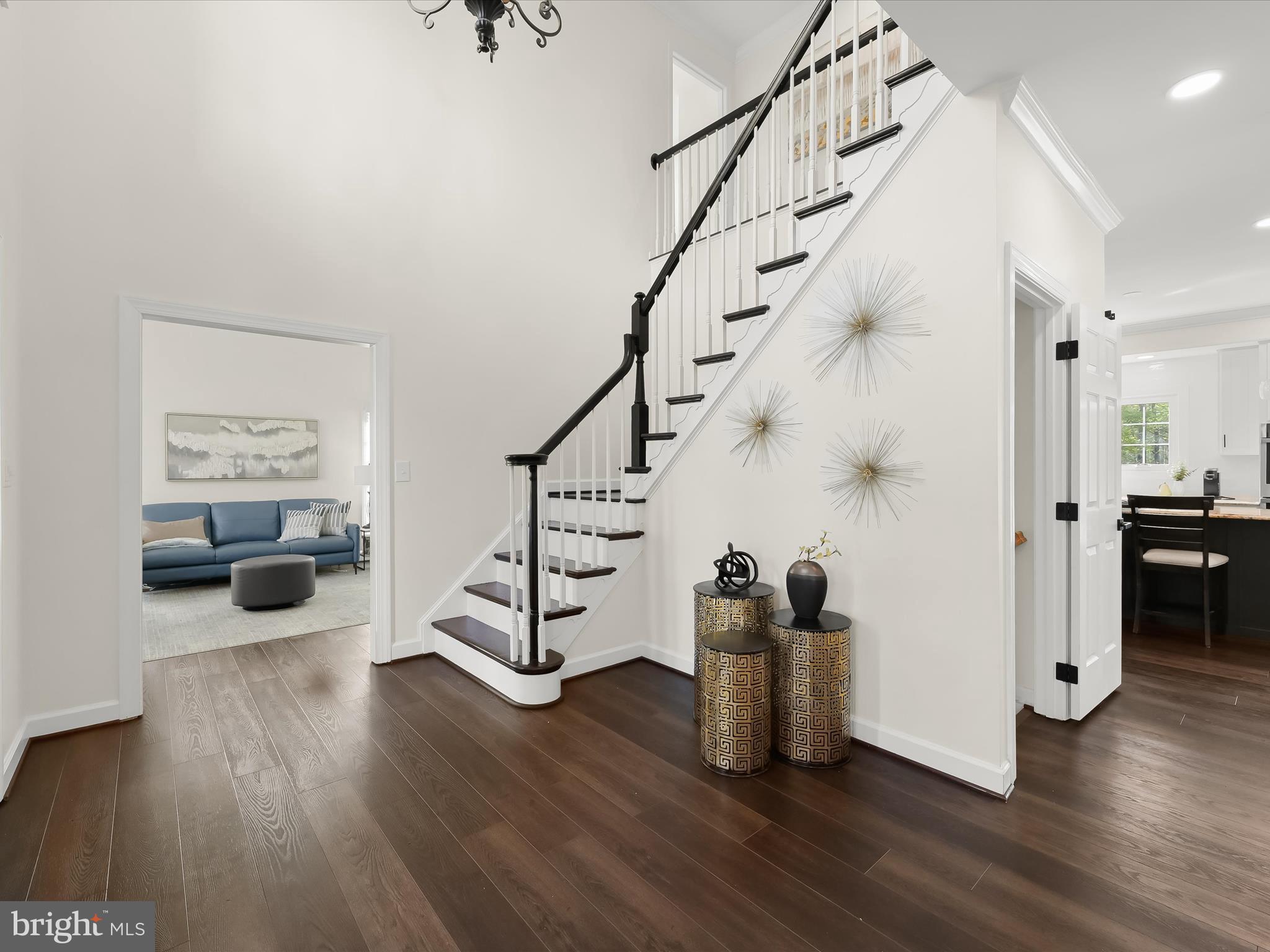 7108 CRABBURY COURT