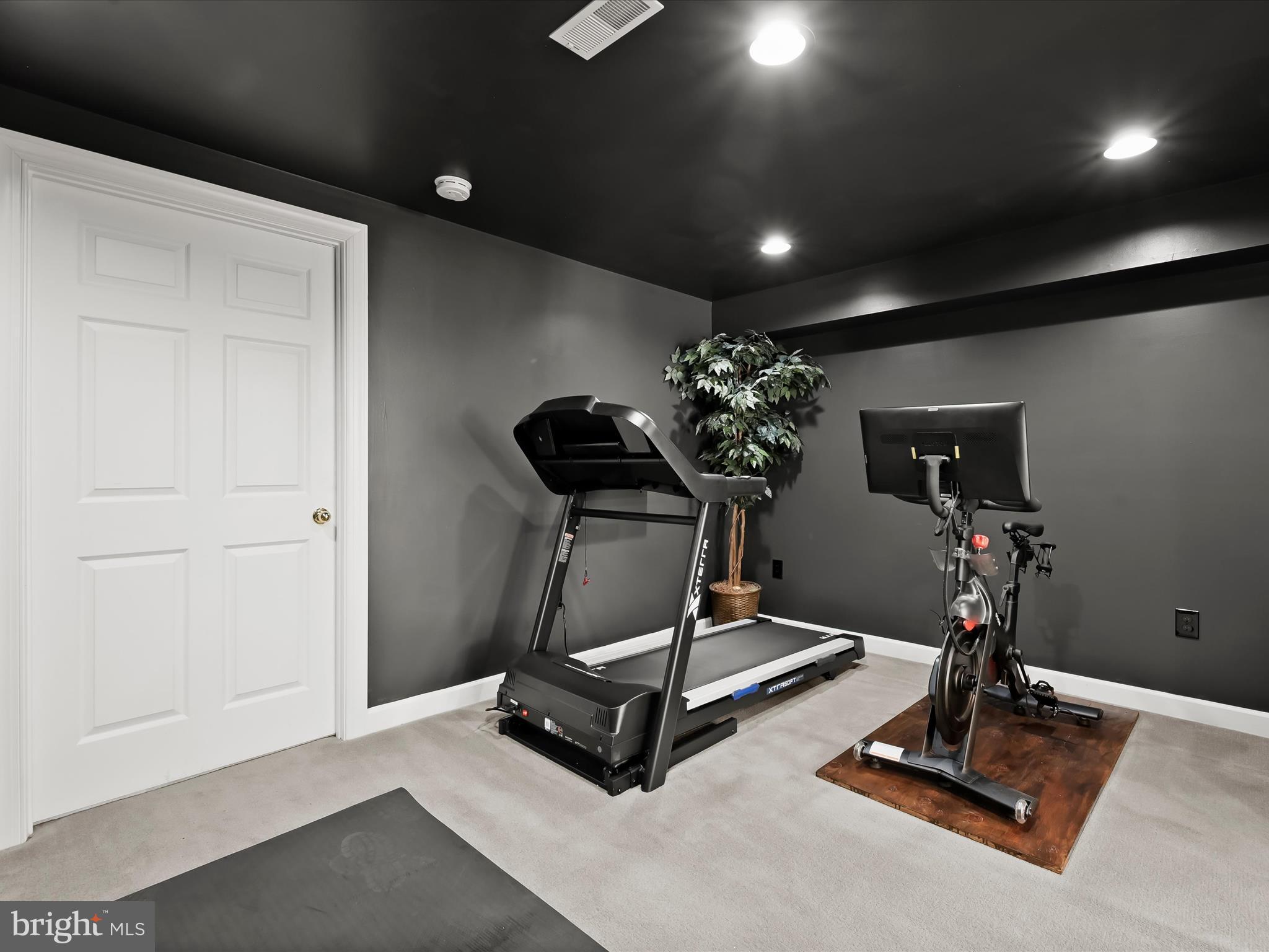 ASHLEIGH KNOLLS - Residential