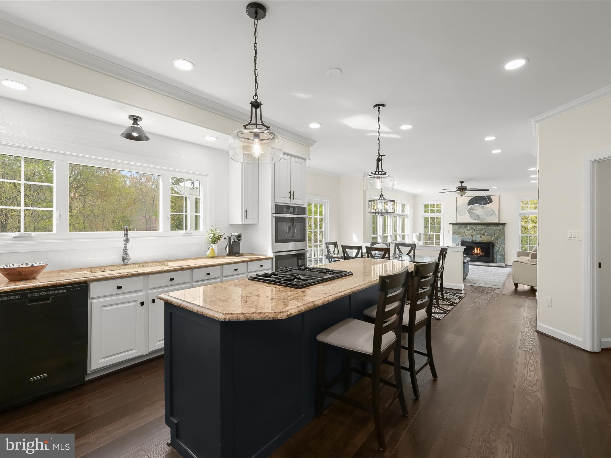 ASHLEIGH KNOLLS - Residential