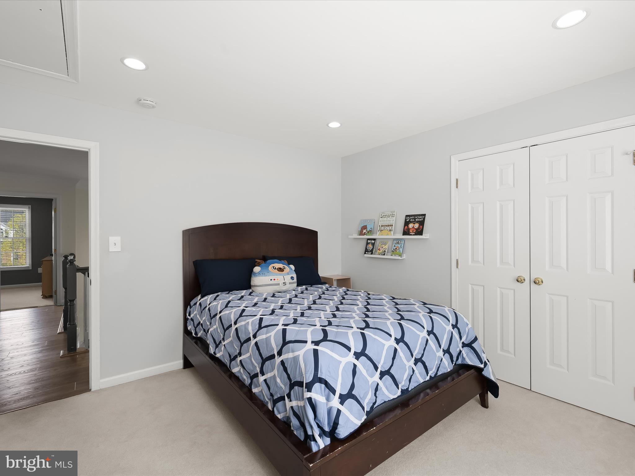 ASHLEIGH KNOLLS - Residential