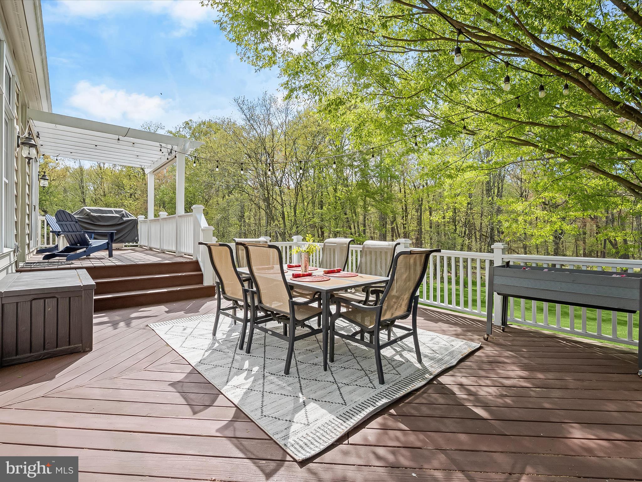 ASHLEIGH KNOLLS - Residential