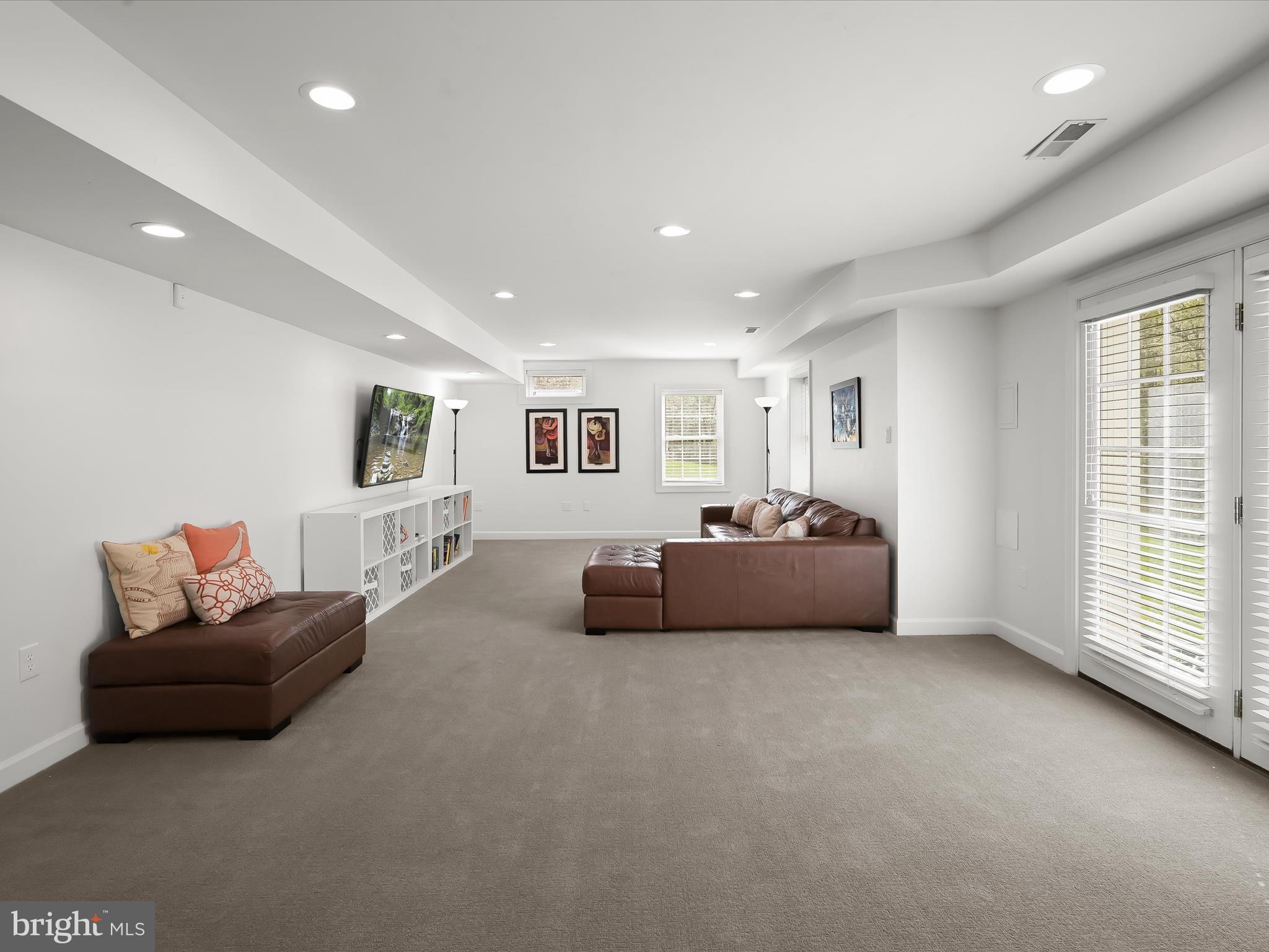 ASHLEIGH KNOLLS - Residential