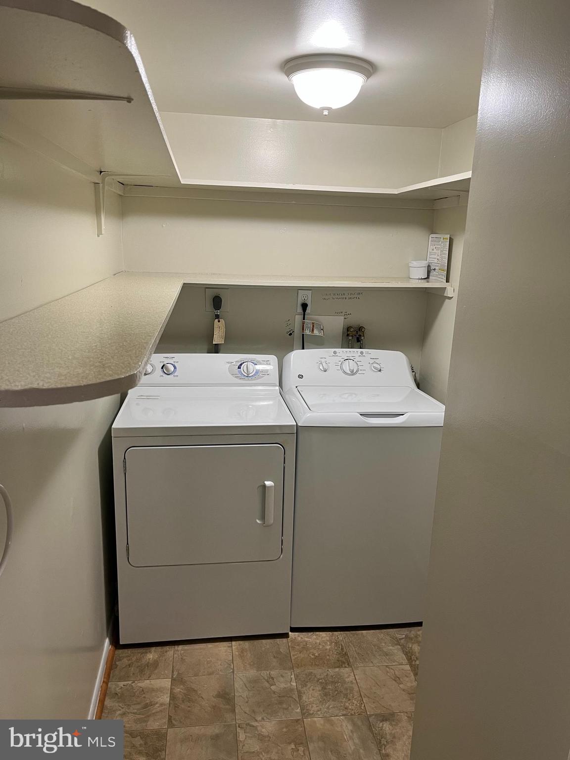 LEISURE WORLD - Residential