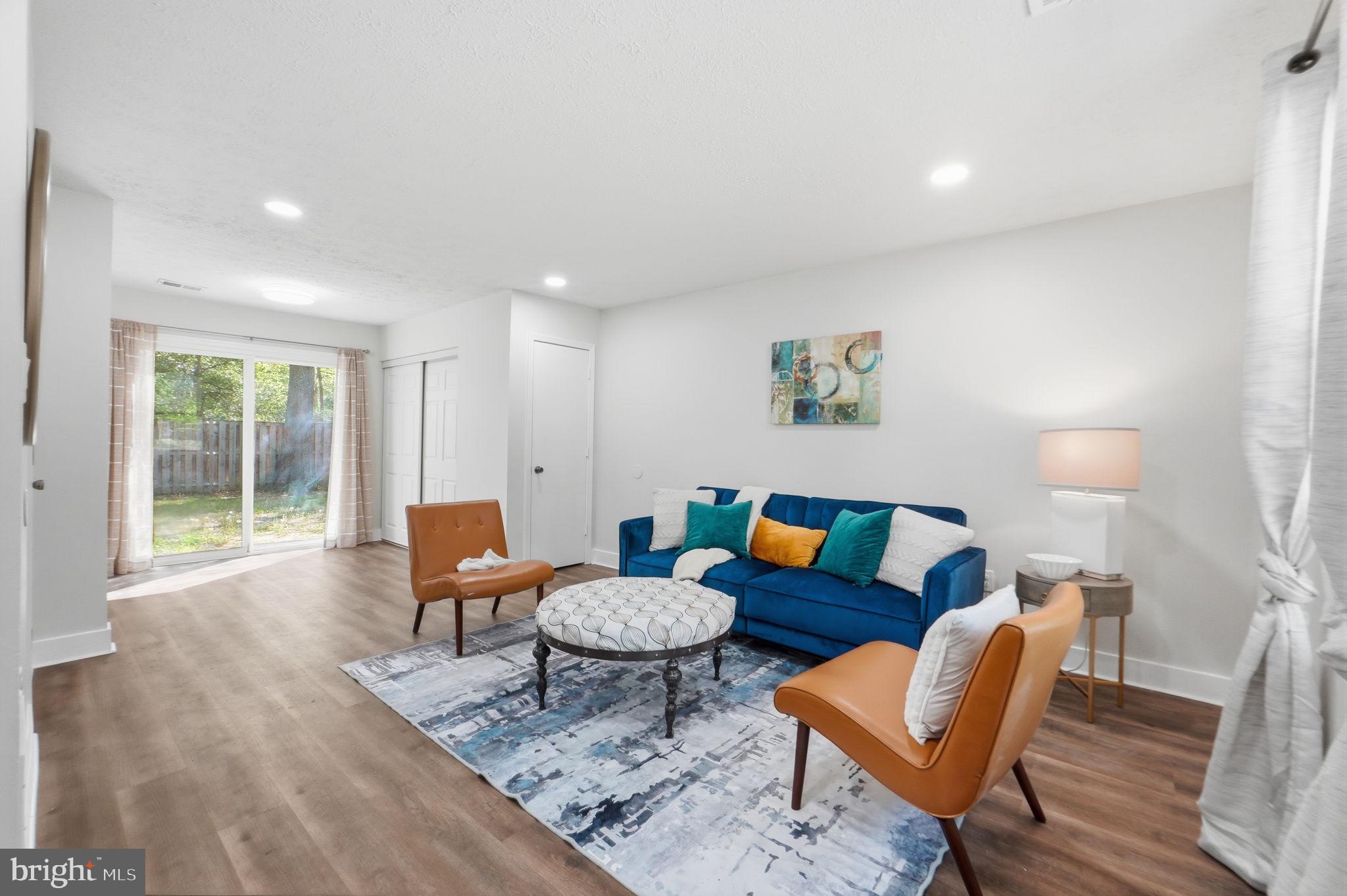 2512 GITTINGS COURT